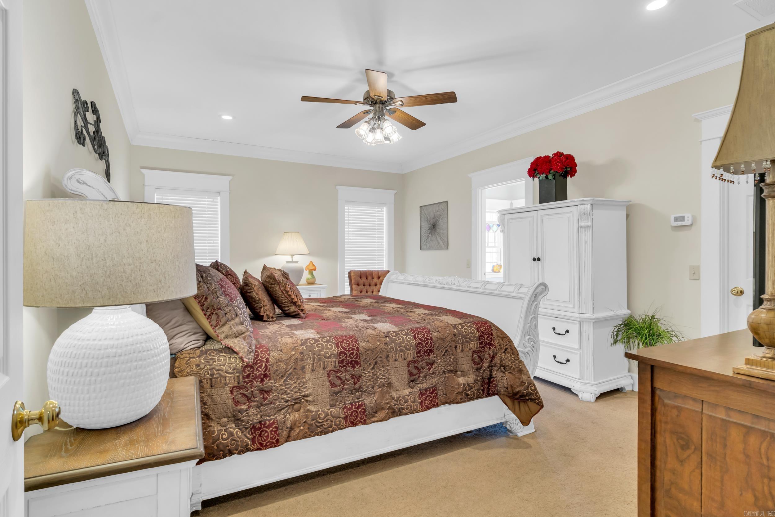 206 N Riggsville  Mountain View, AR