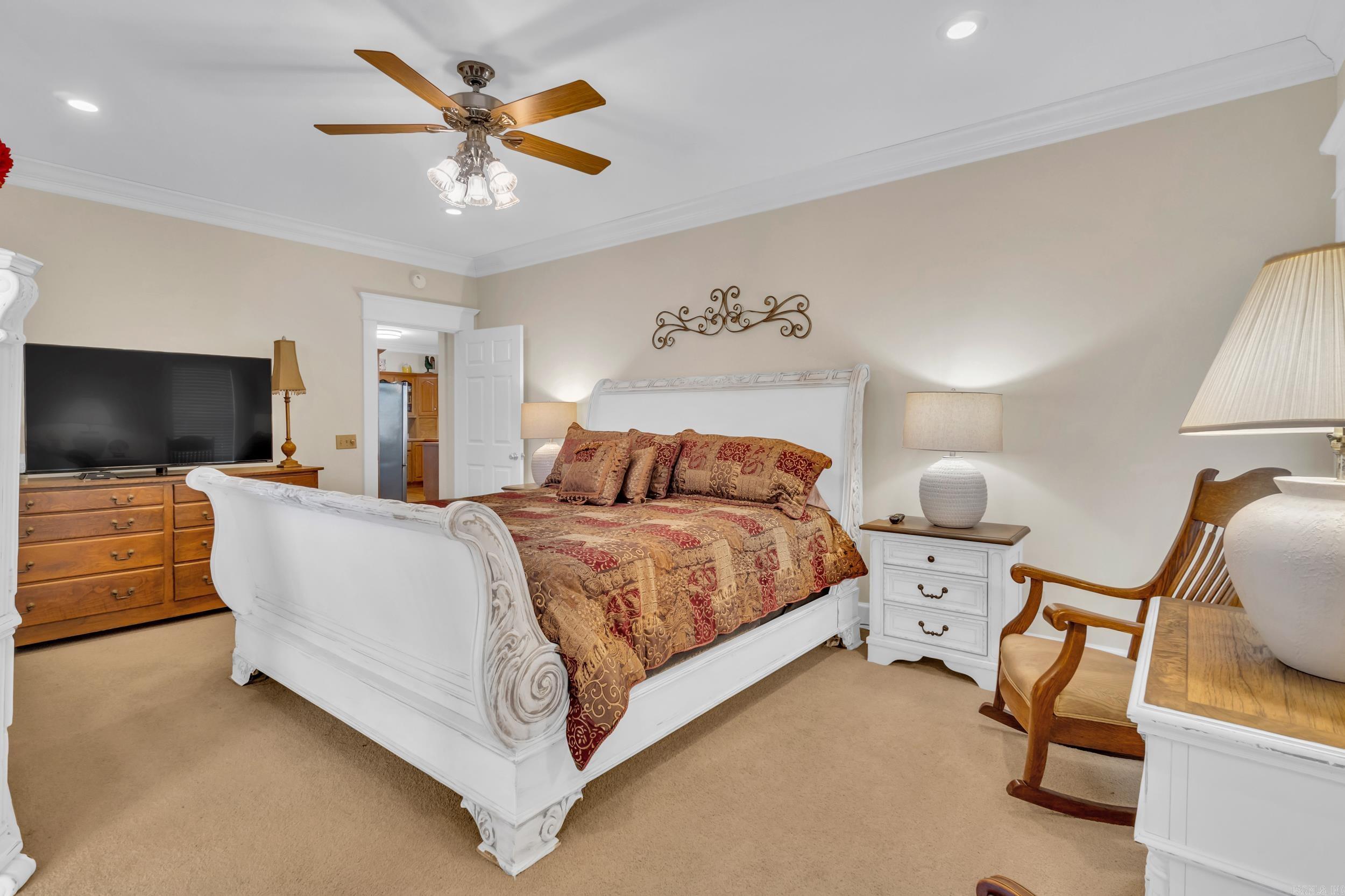 206 N Riggsville  Mountain View, AR