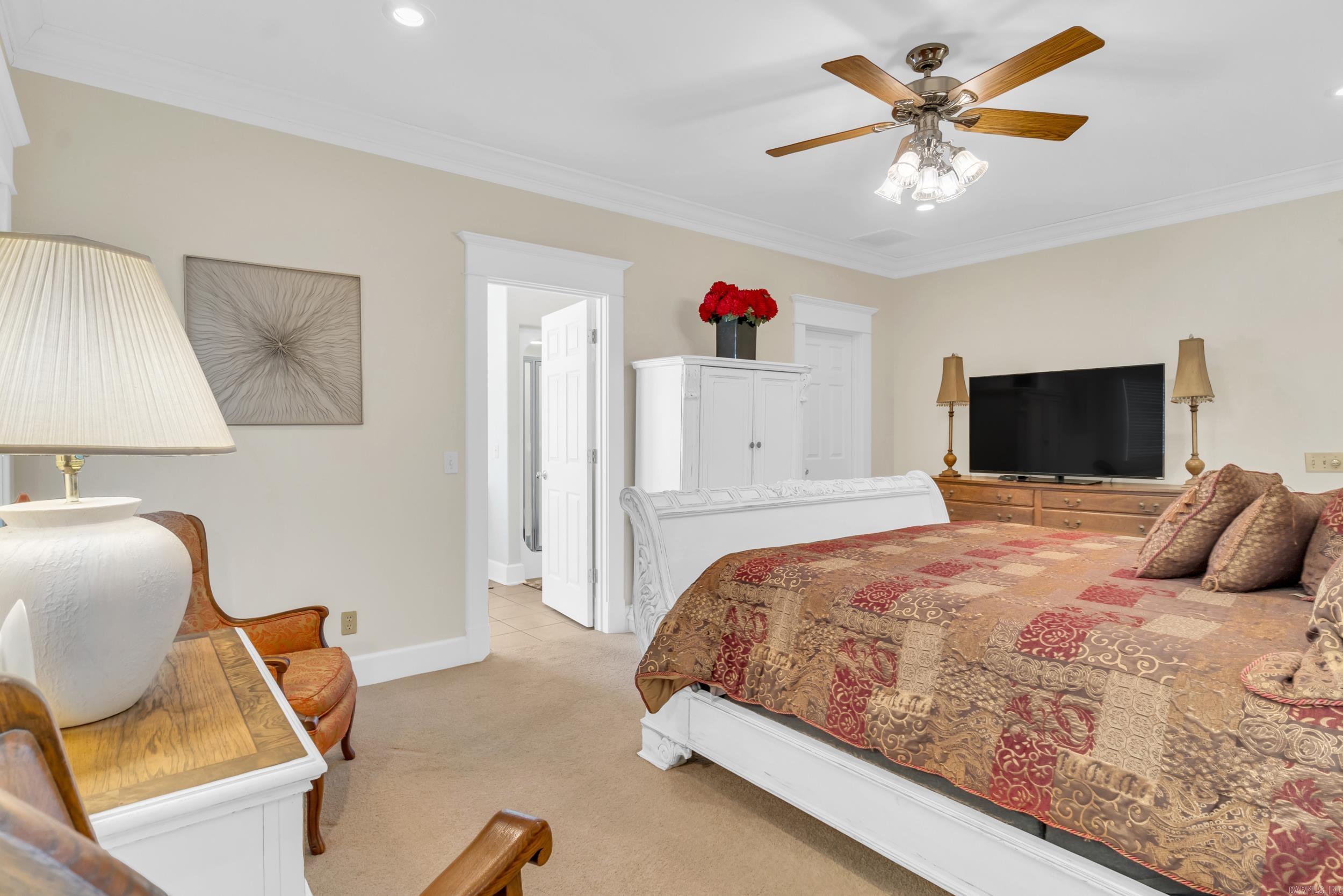 206 N Riggsville  Mountain View, AR