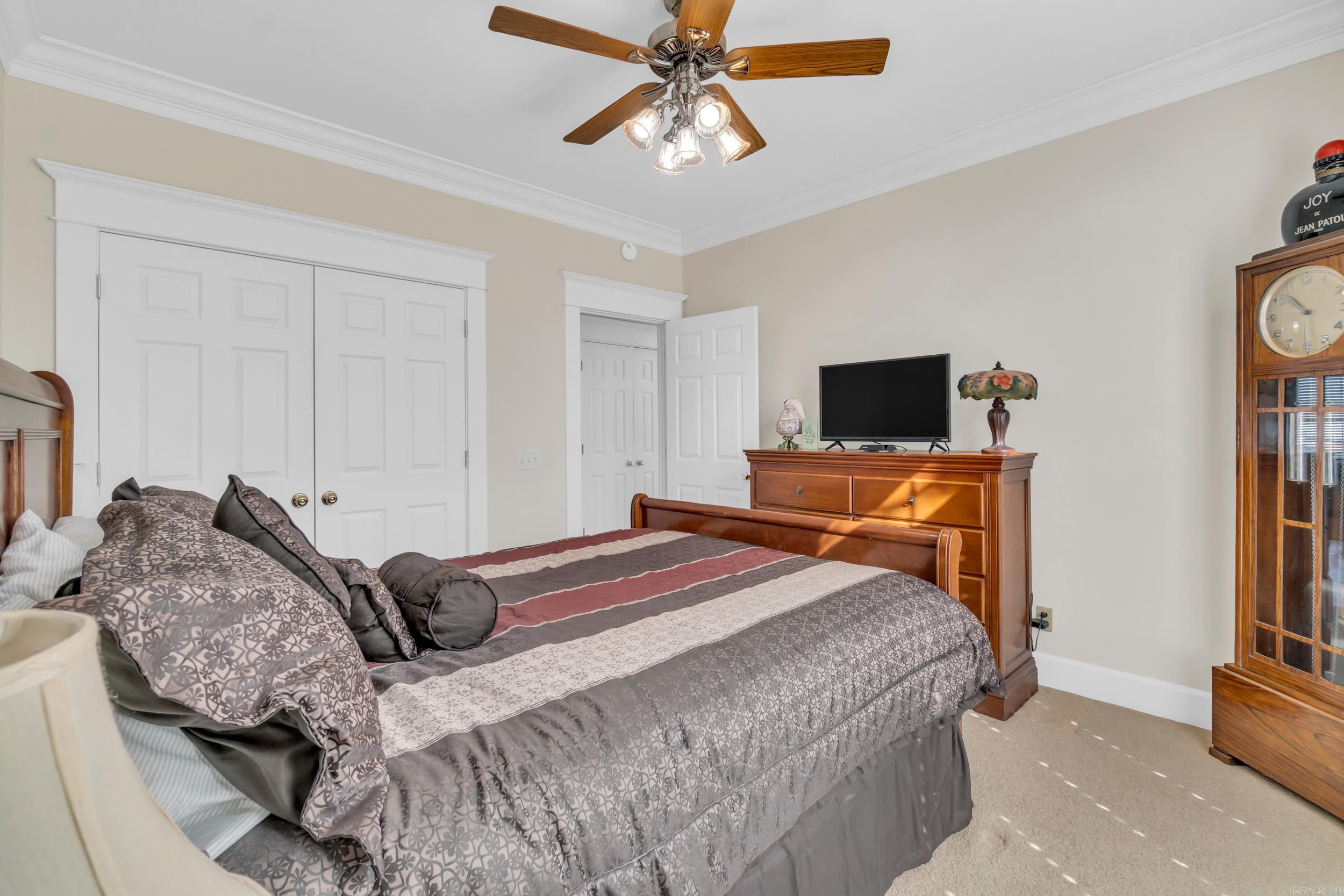 206 N Riggsville  Mountain View, AR