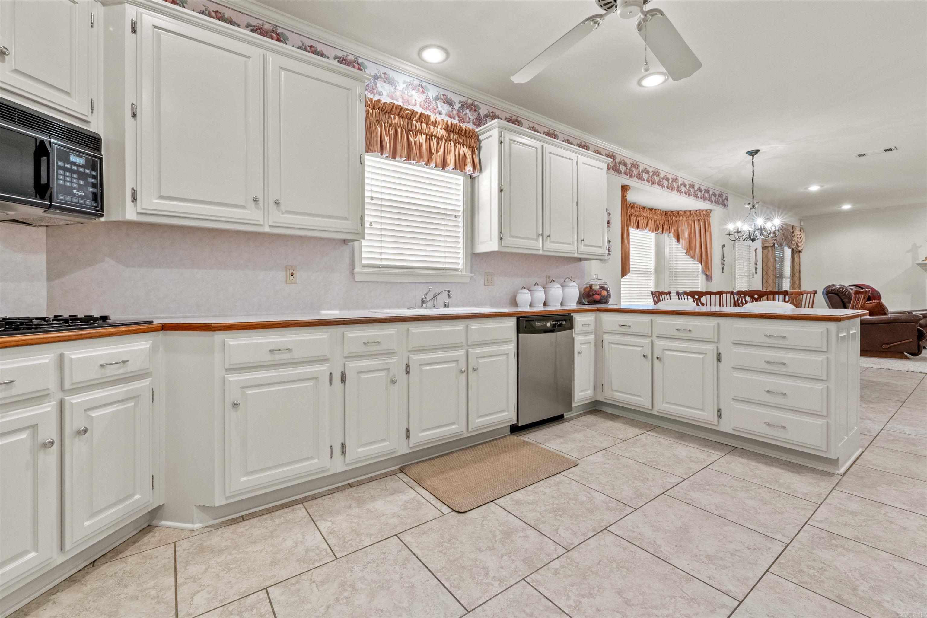 5011  Timber Creek  North Little Rock, AR