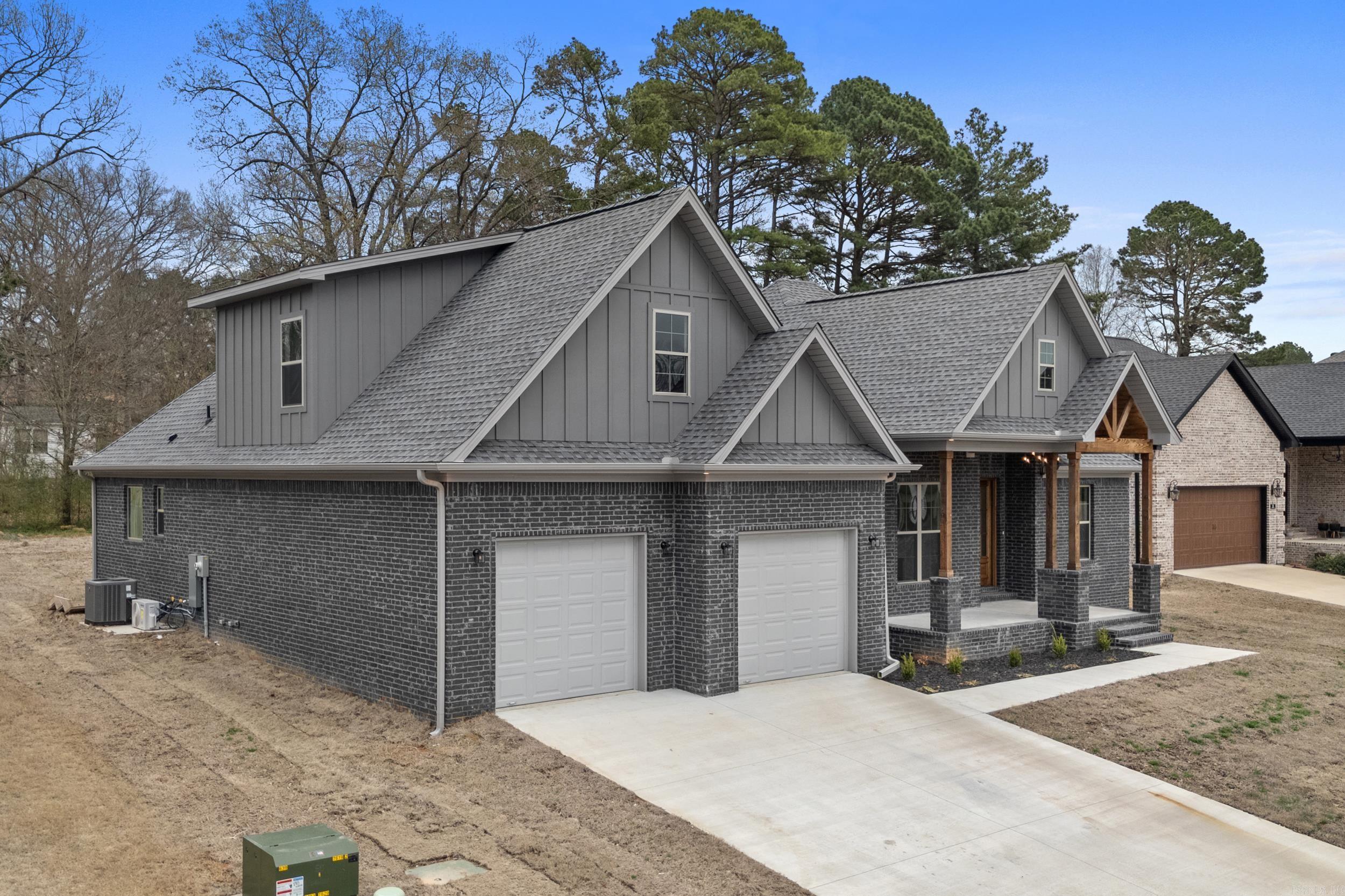19  Denali  Cabot, AR
