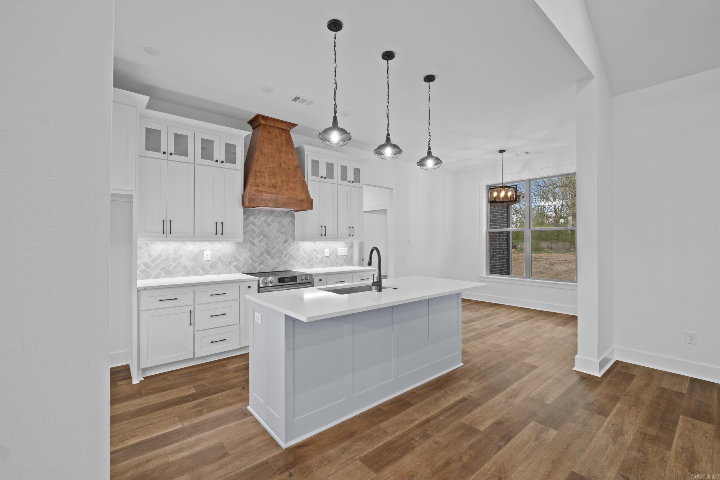 19  Denali  Cabot, AR