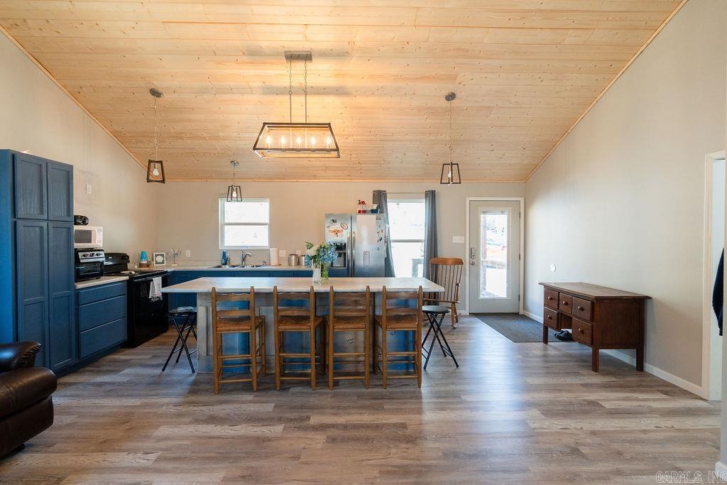277  Highland  Tumbling Shoals, AR