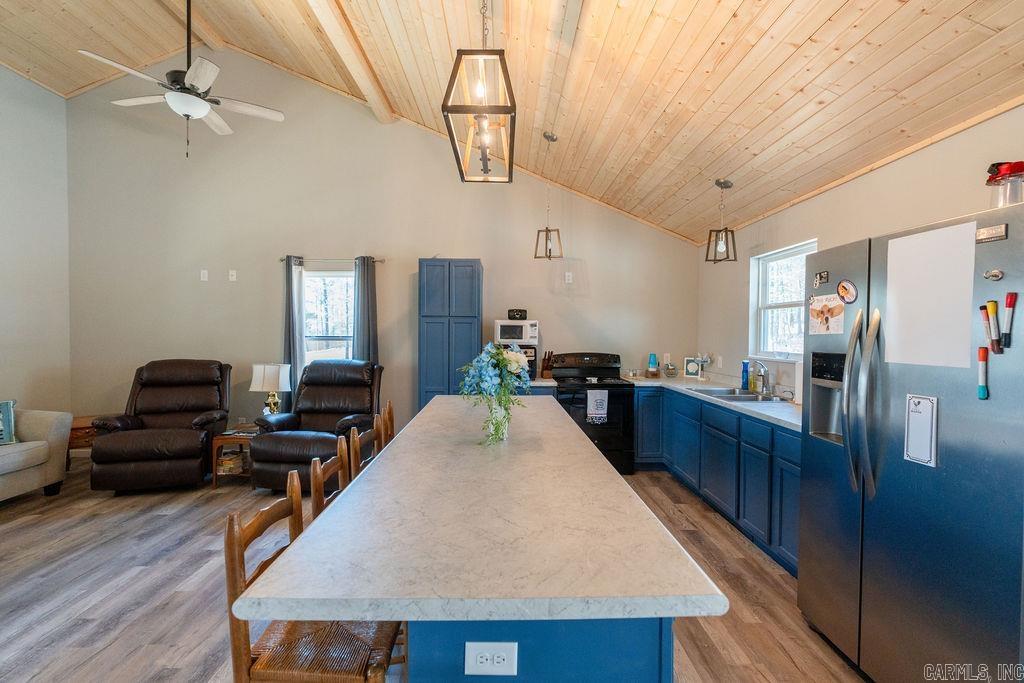 277  Highland  Tumbling Shoals, AR