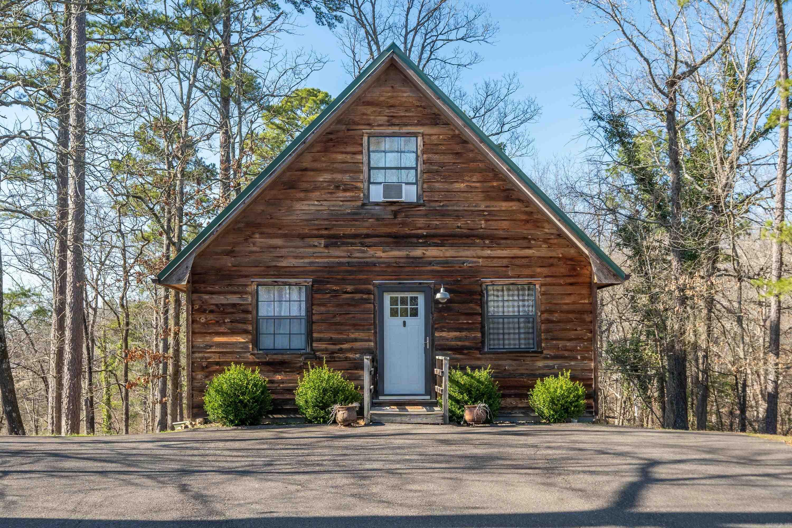 112 Lorraine St