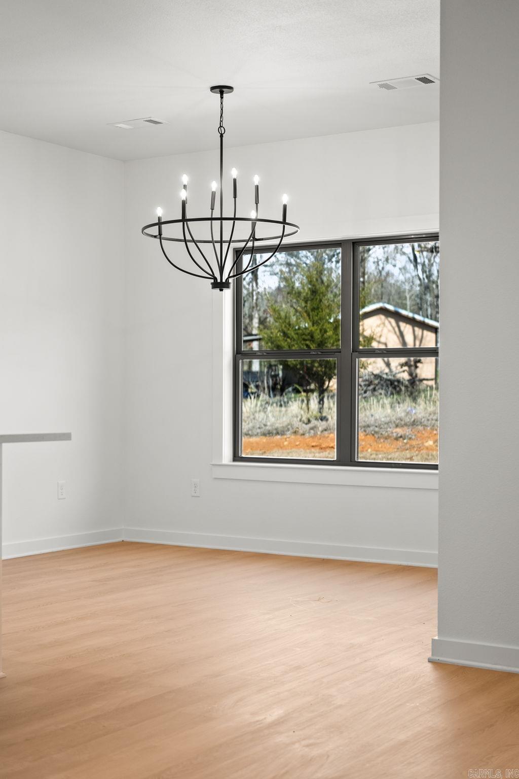 77  Lewis Loop  Greenbrier, AR