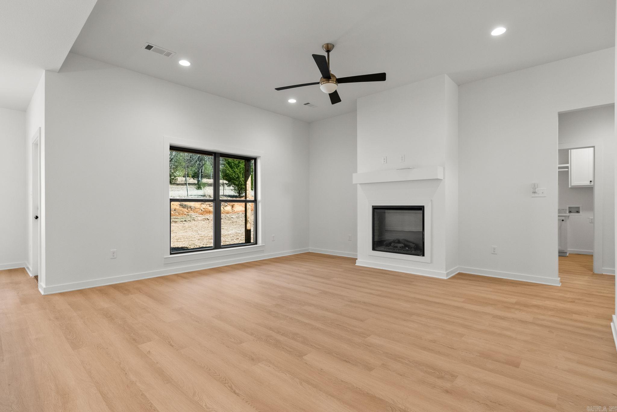 77  Lewis Loop  Greenbrier, AR