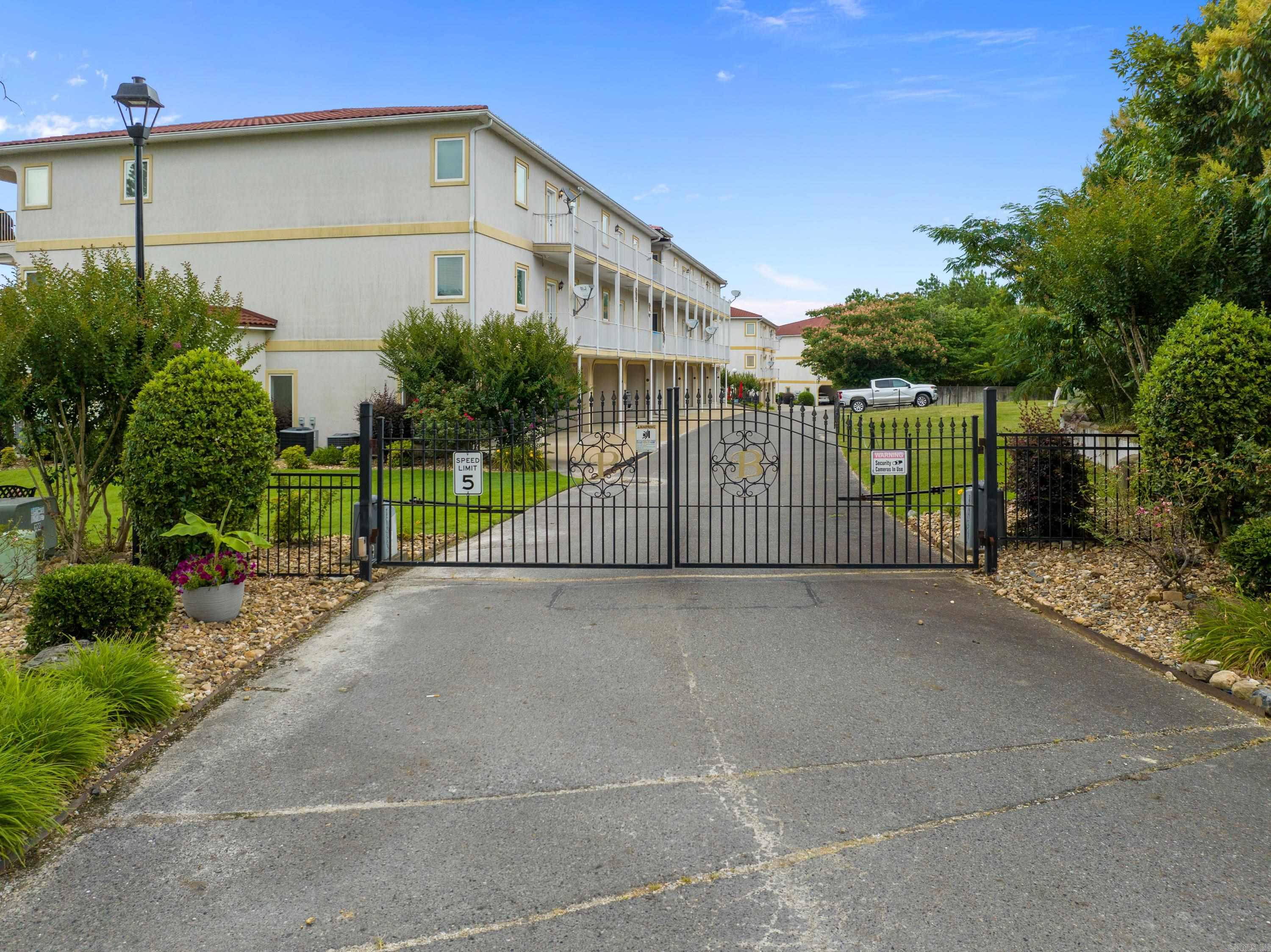 1380  Airport  Hot Springs, AR