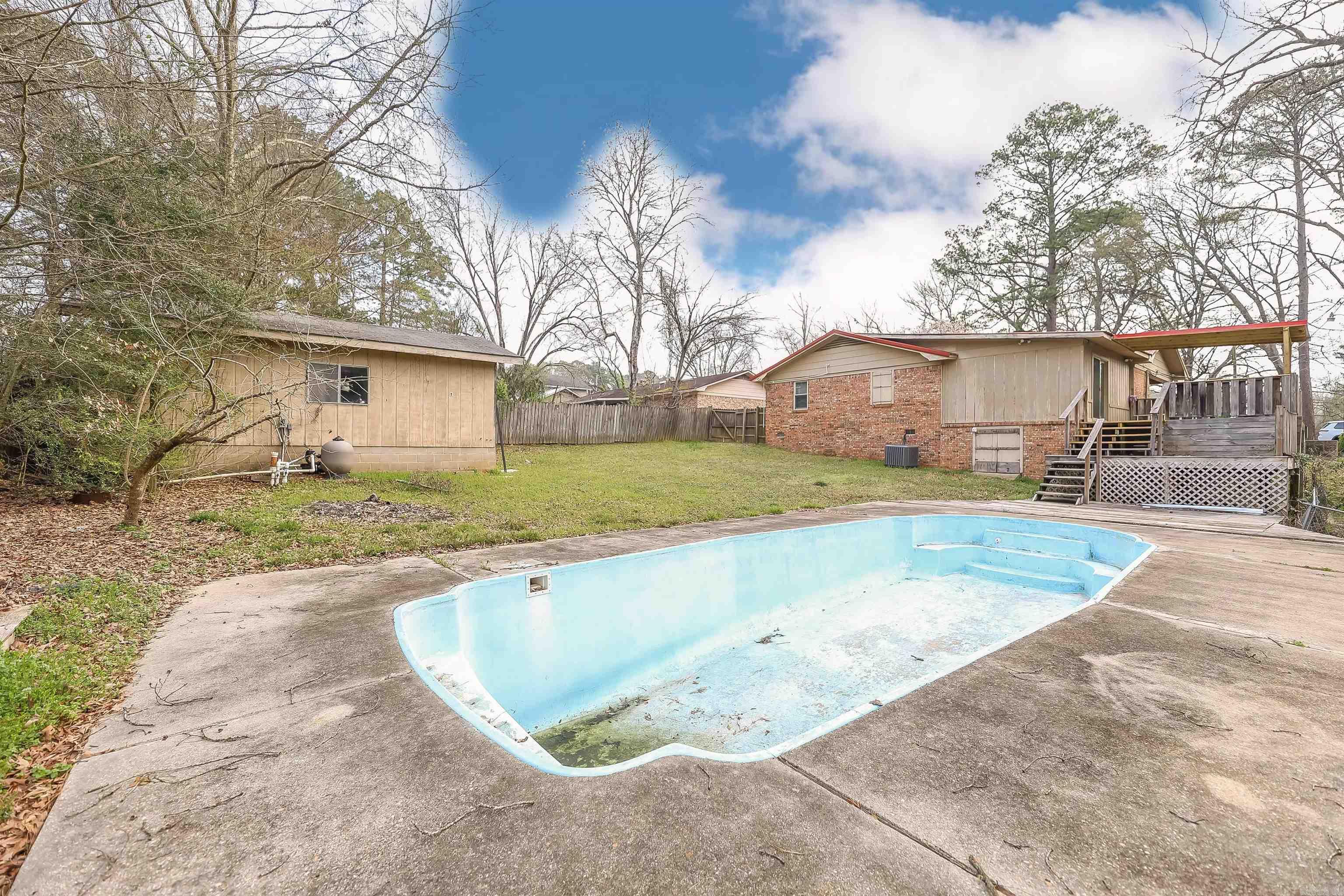 220  Wilson Ave  Camden, AR