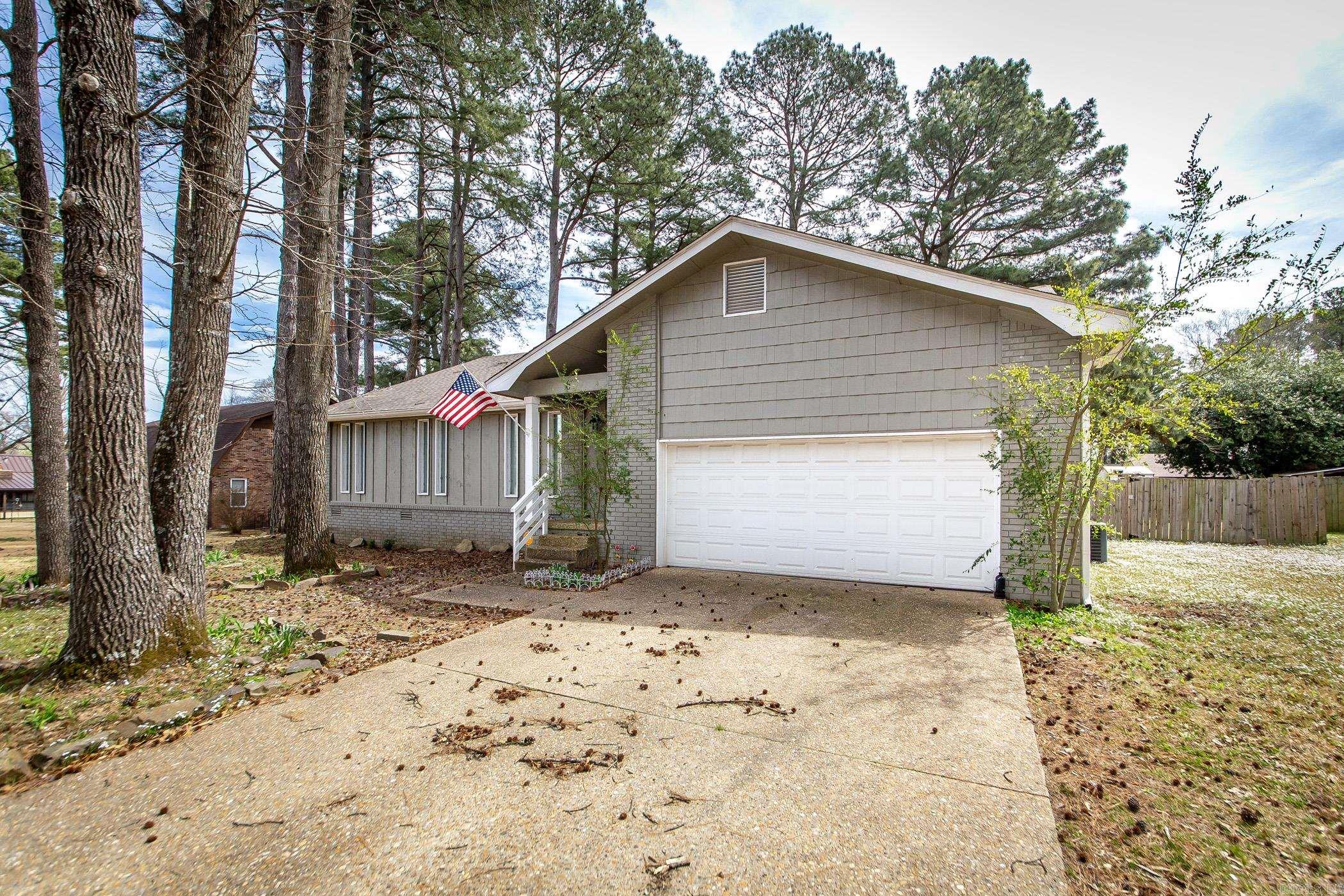 6 Silver Fox Cove Jacksonville, AR 72076