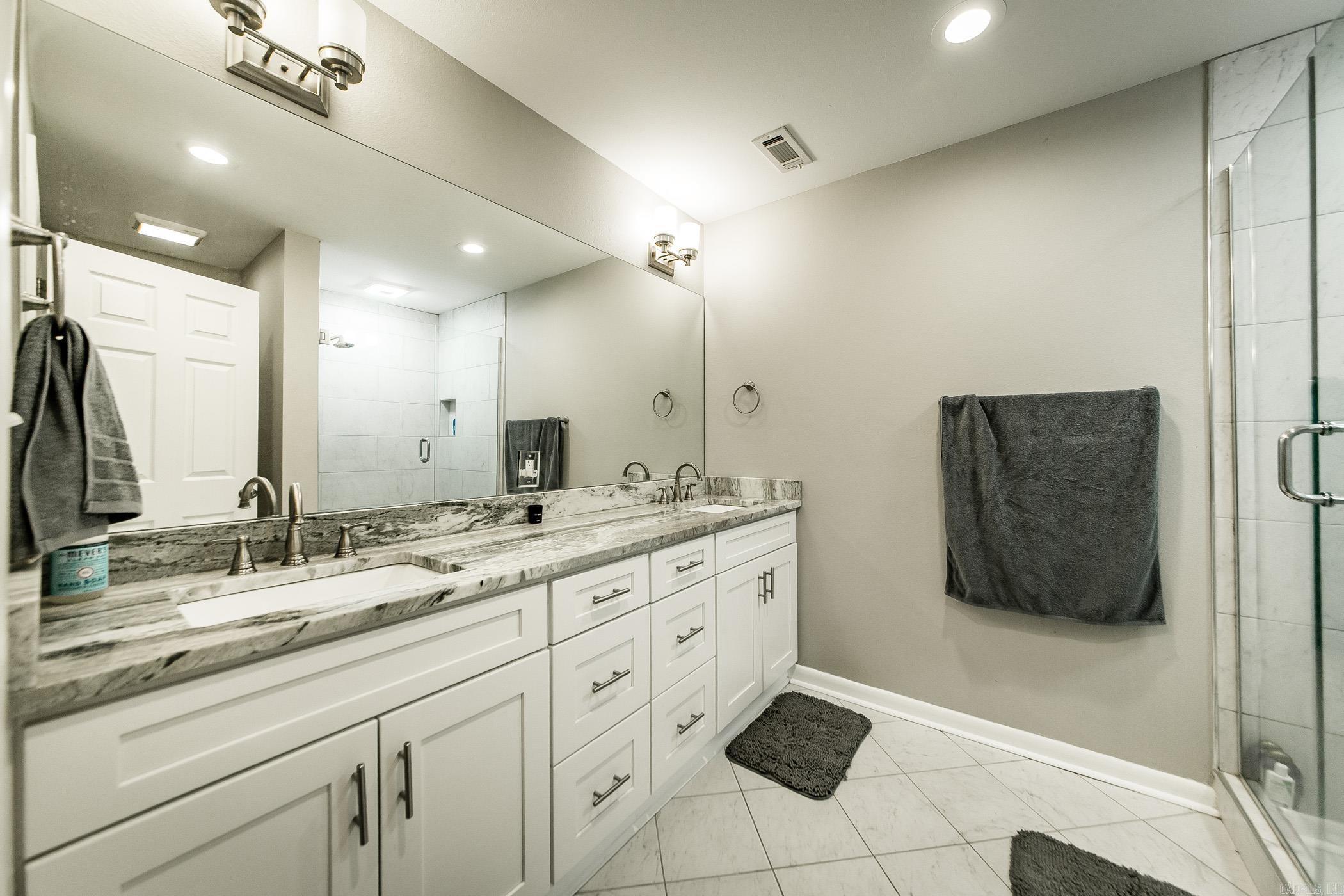 6 Silver Fox Cove Jacksonville, AR 72076