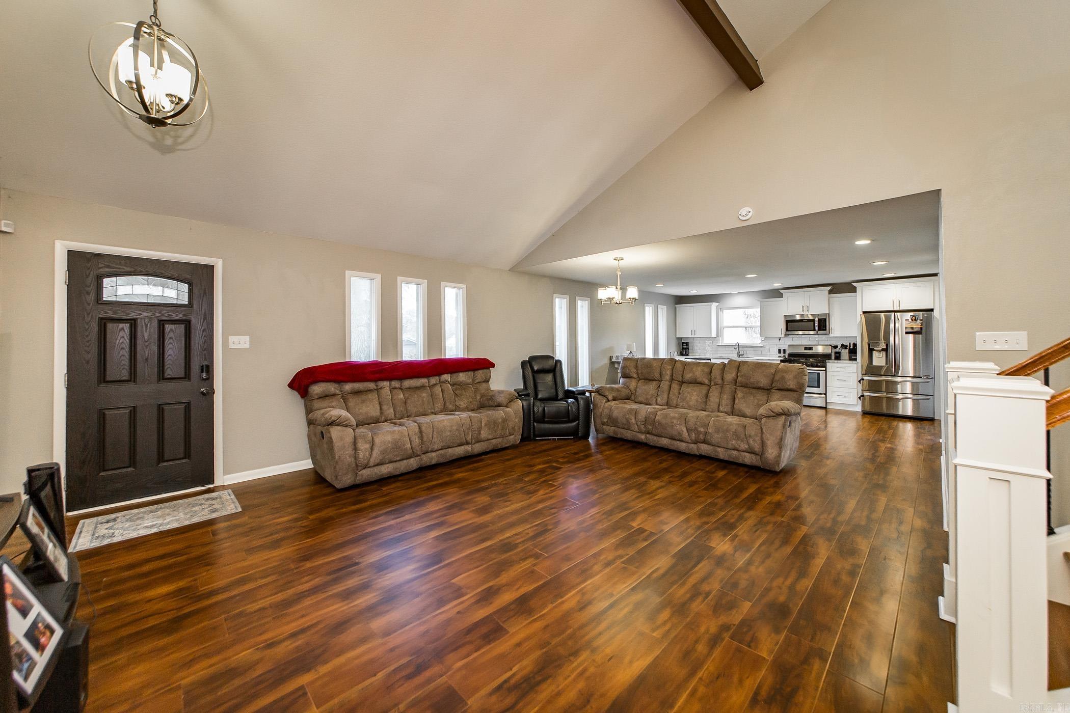 6 Silver Fox Cove Jacksonville, AR 72076