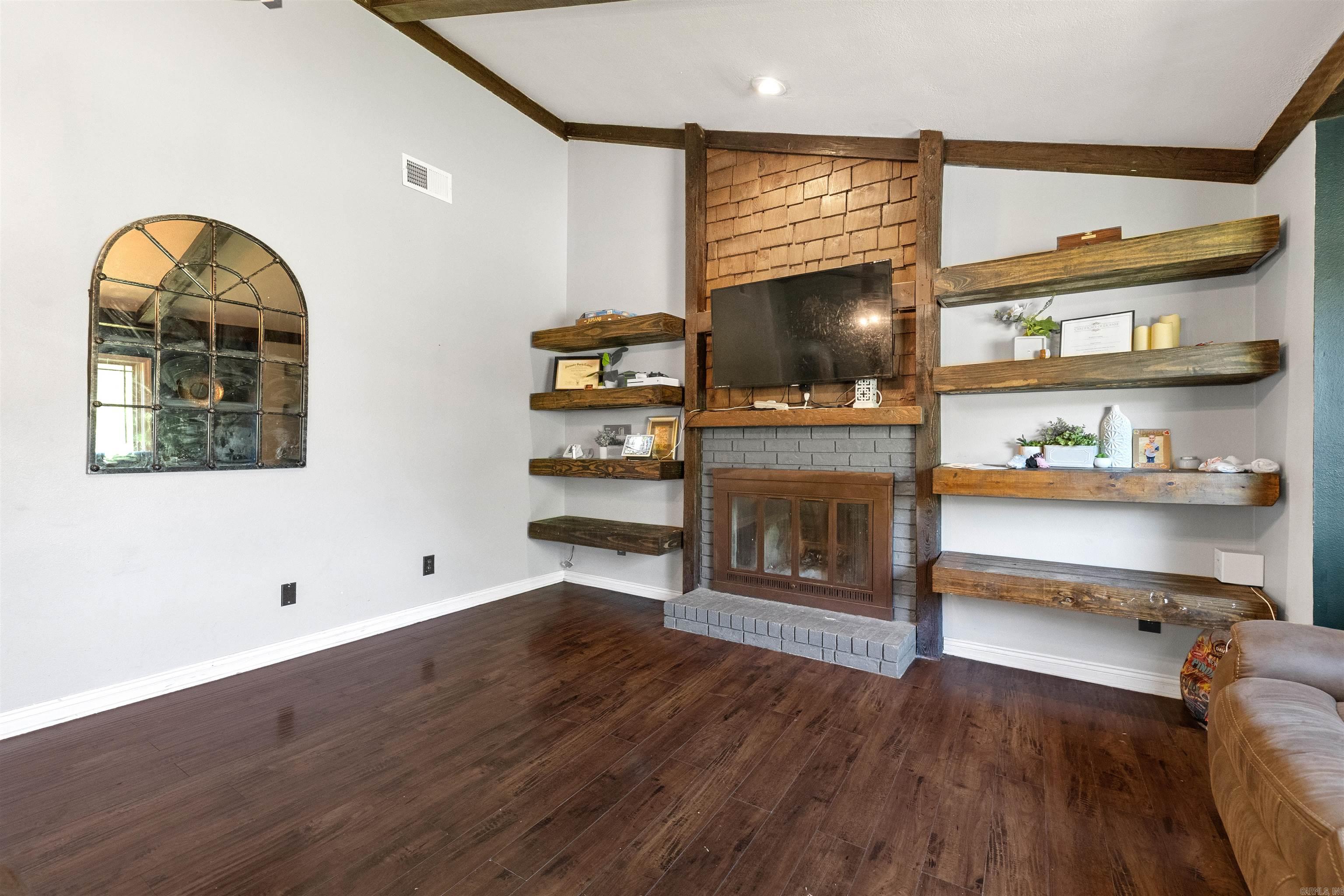 102  Oxford  Jacksonville, AR