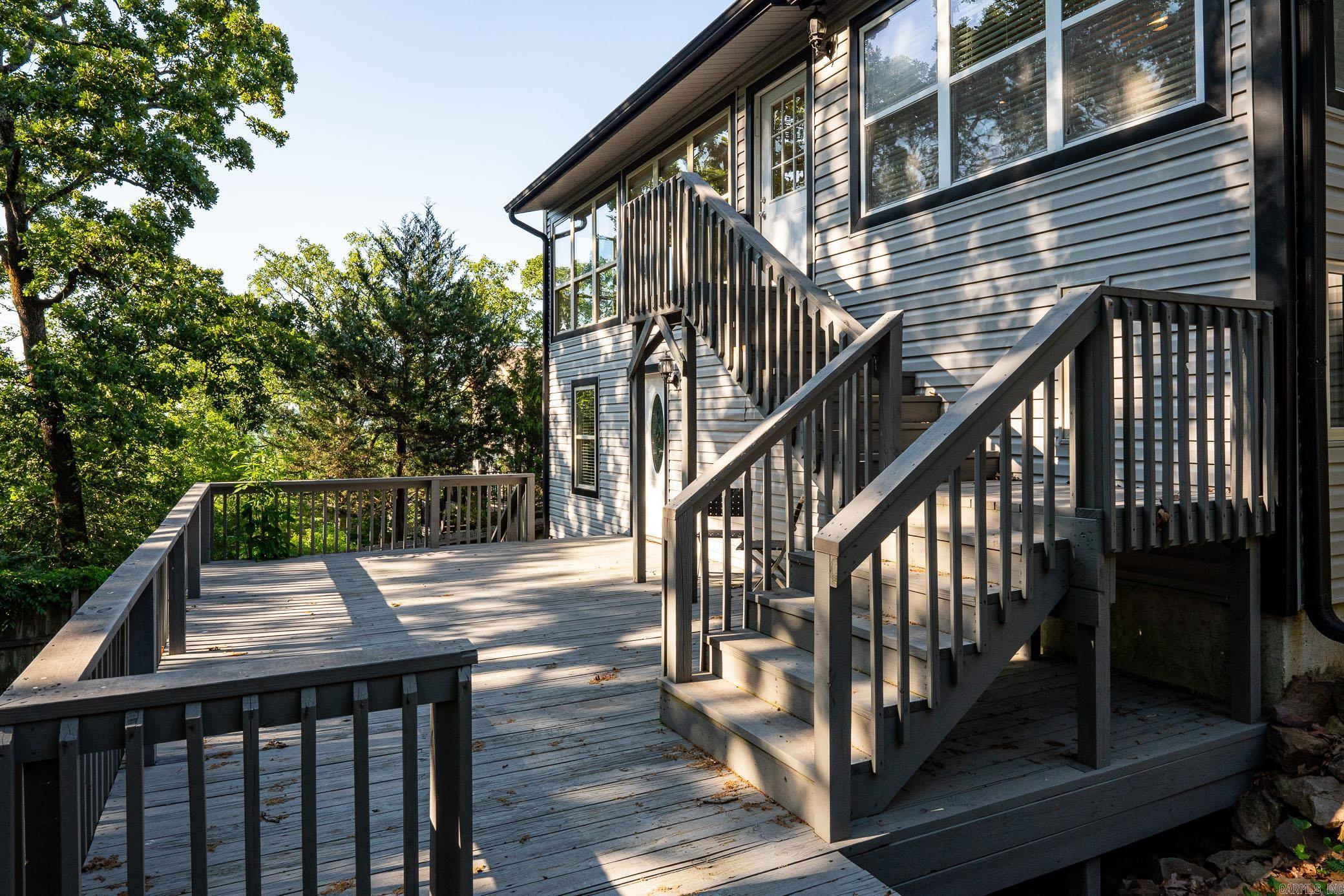 65 Stoneledge Drive Maumelle, AR 72113