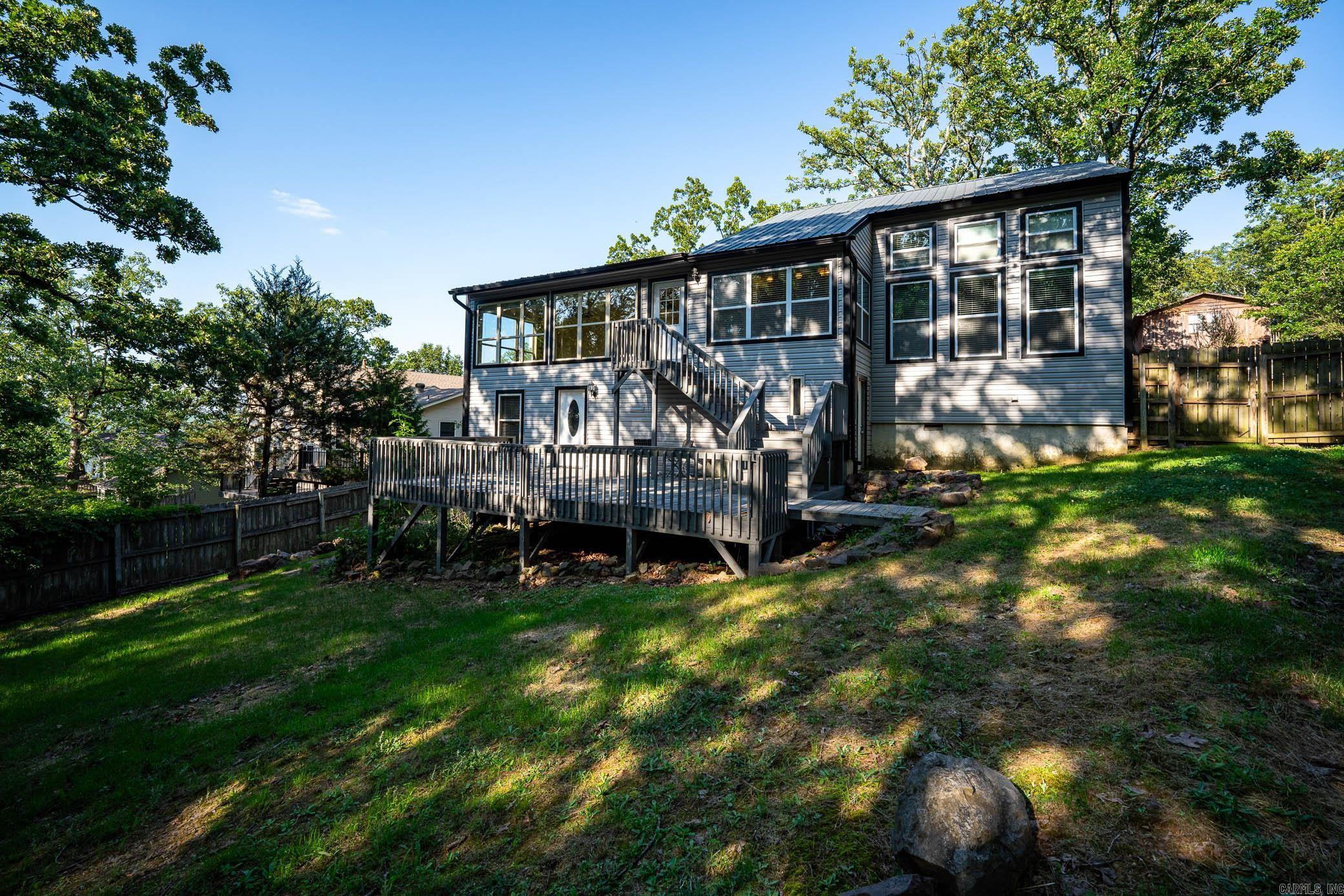 65 Stoneledge Drive Maumelle, AR 72113