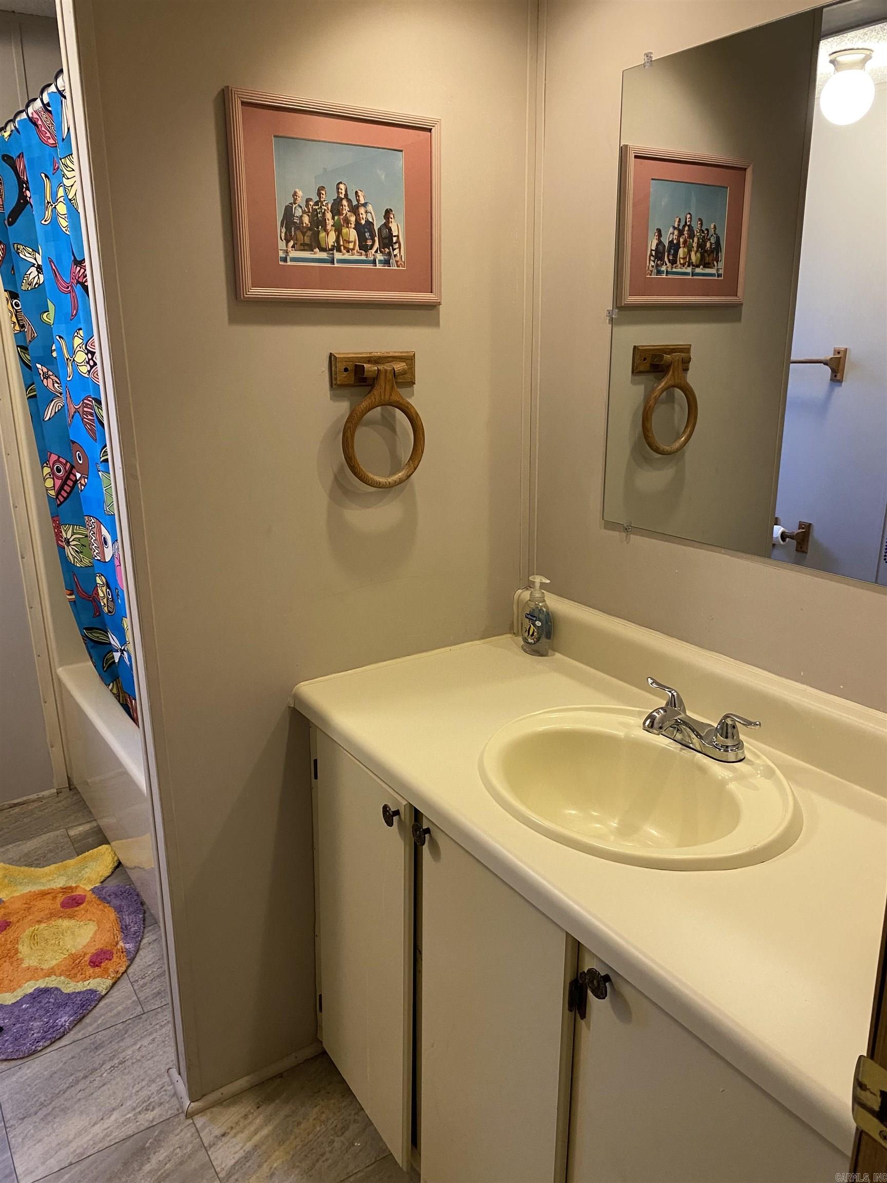 4  Sumac  Mount Ida, AR
