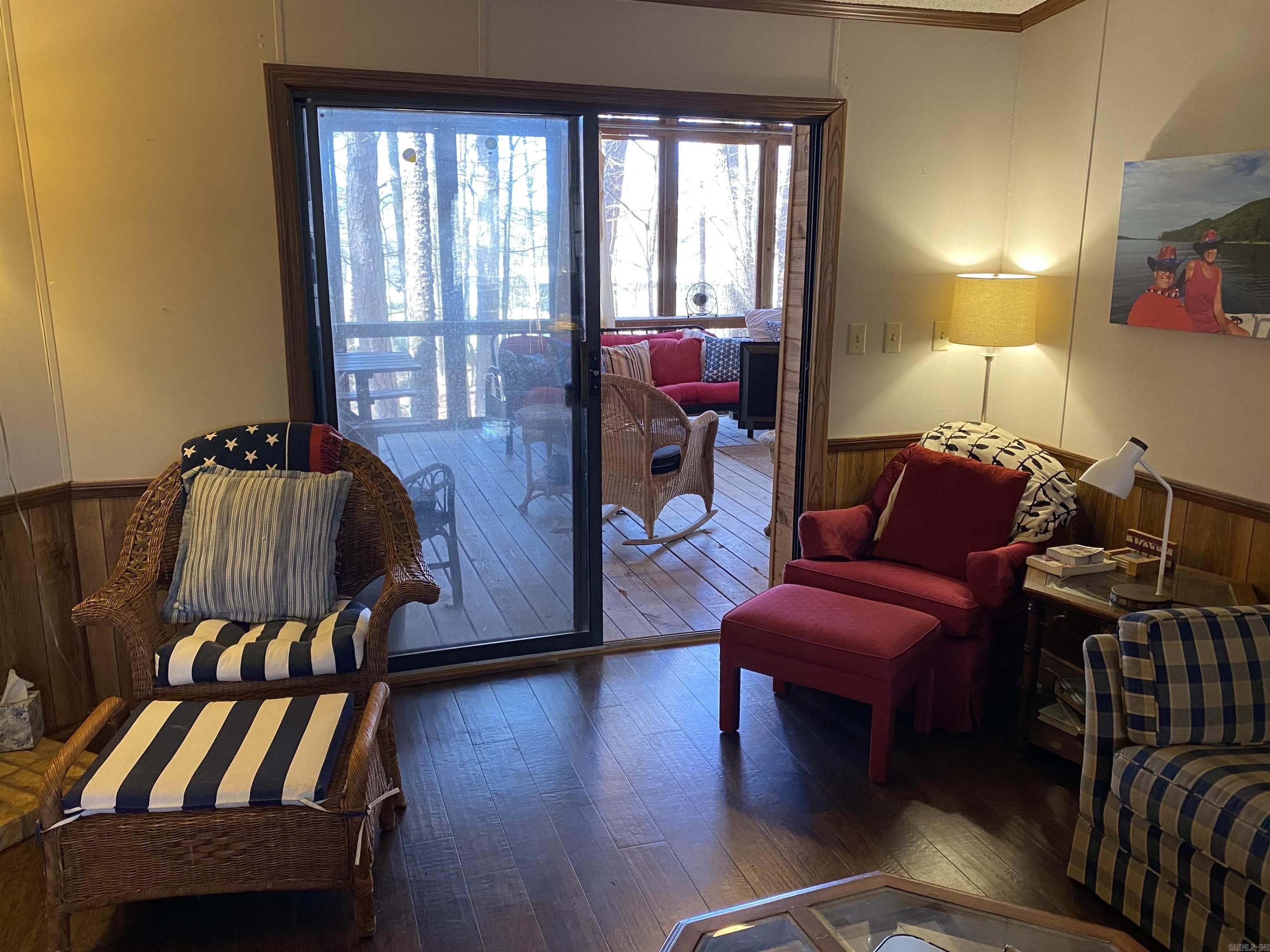4  Sumac  Mount Ida, AR