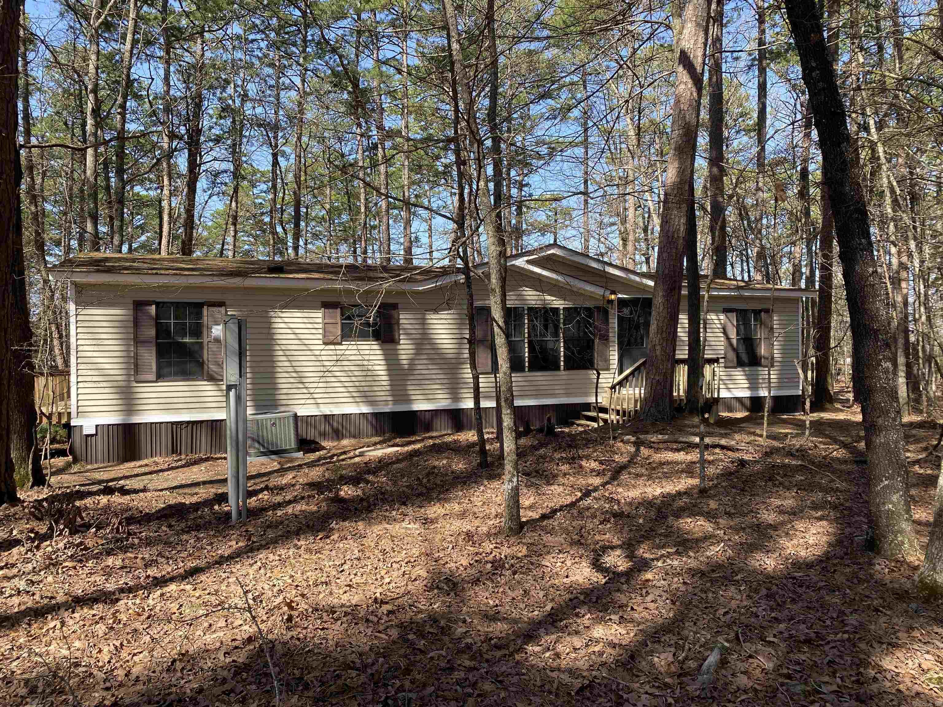 4  Sumac  Mount Ida, AR