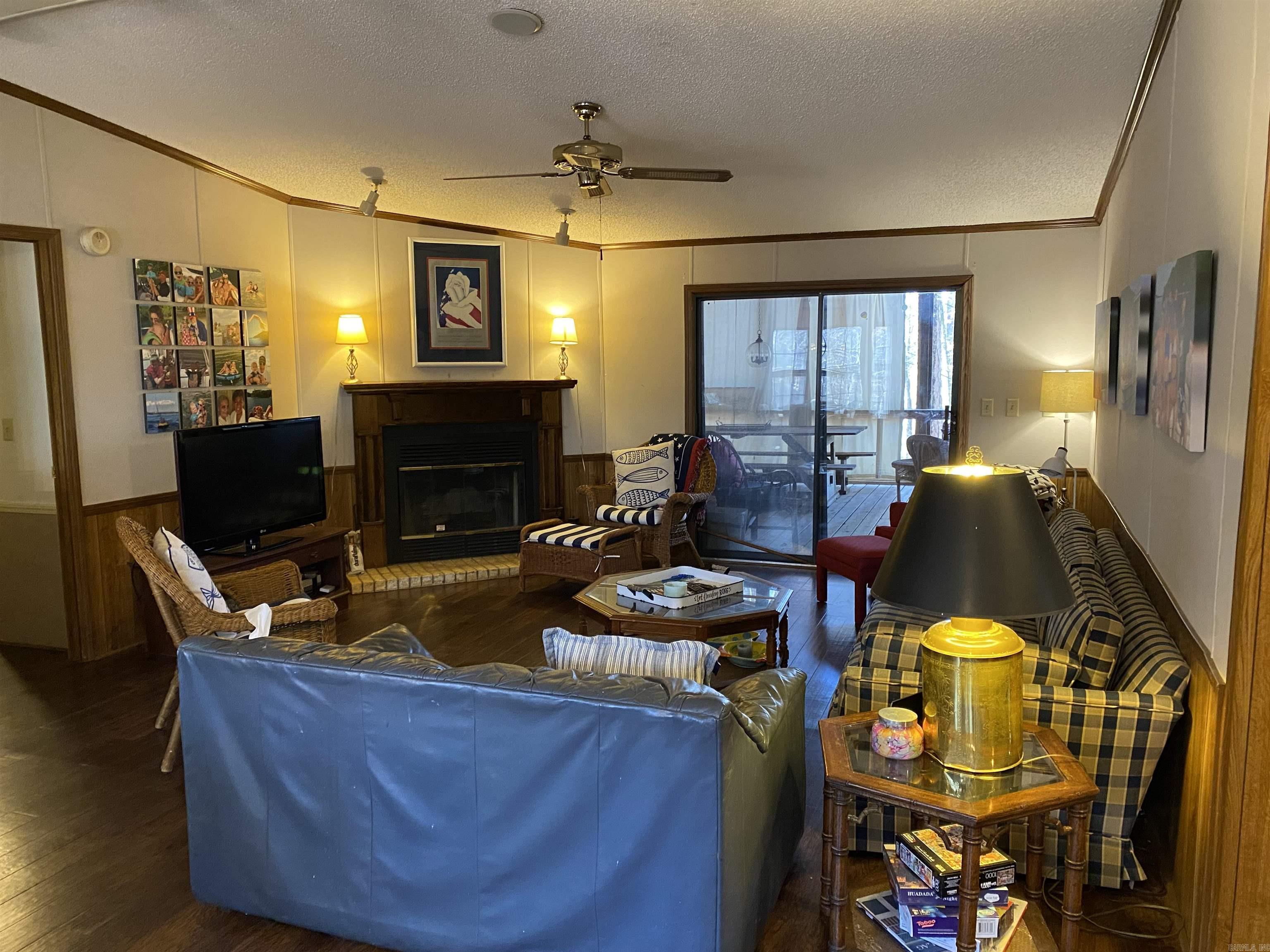 4  Sumac  Mount Ida, AR