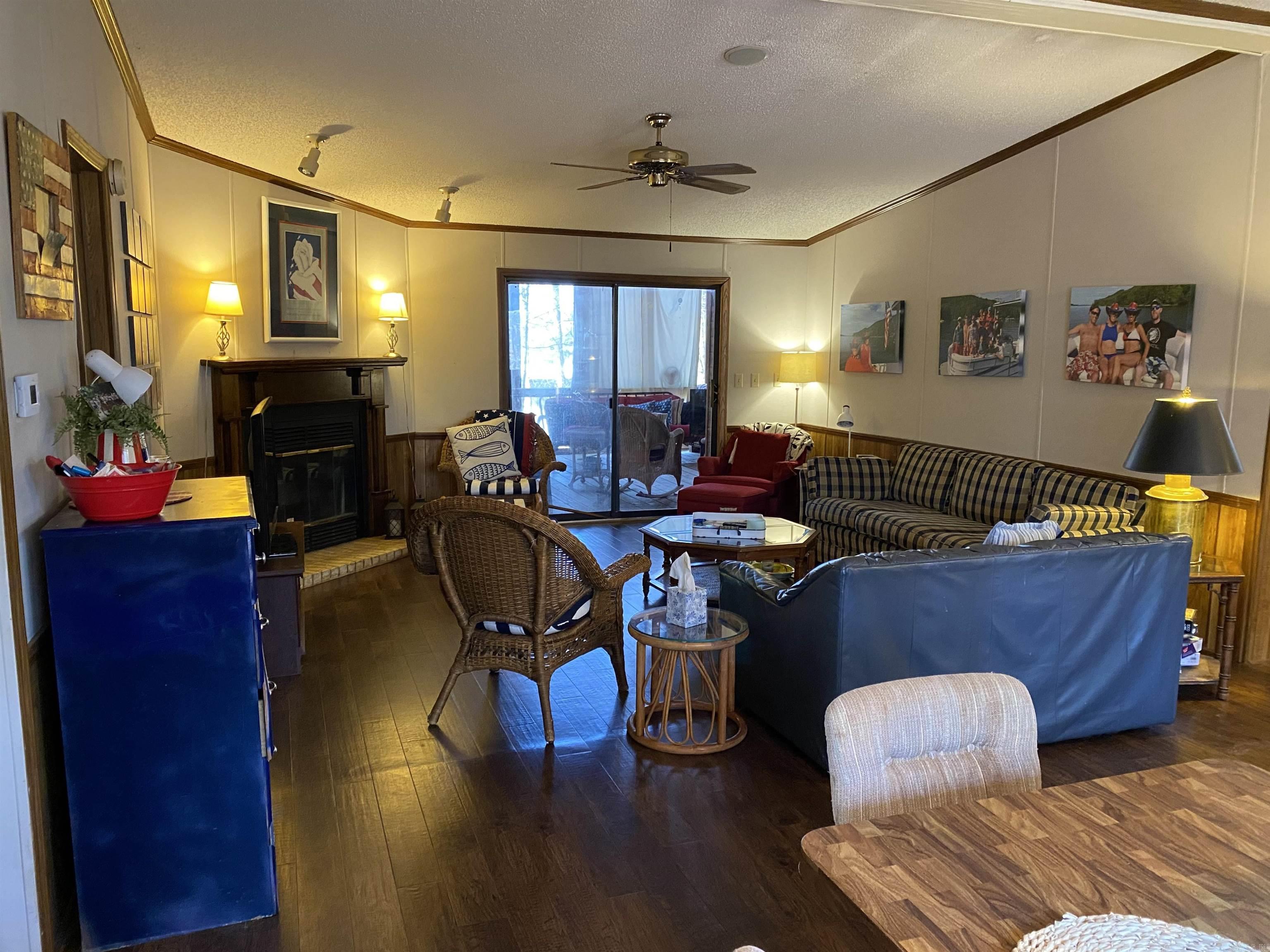 4  Sumac  Mount Ida, AR