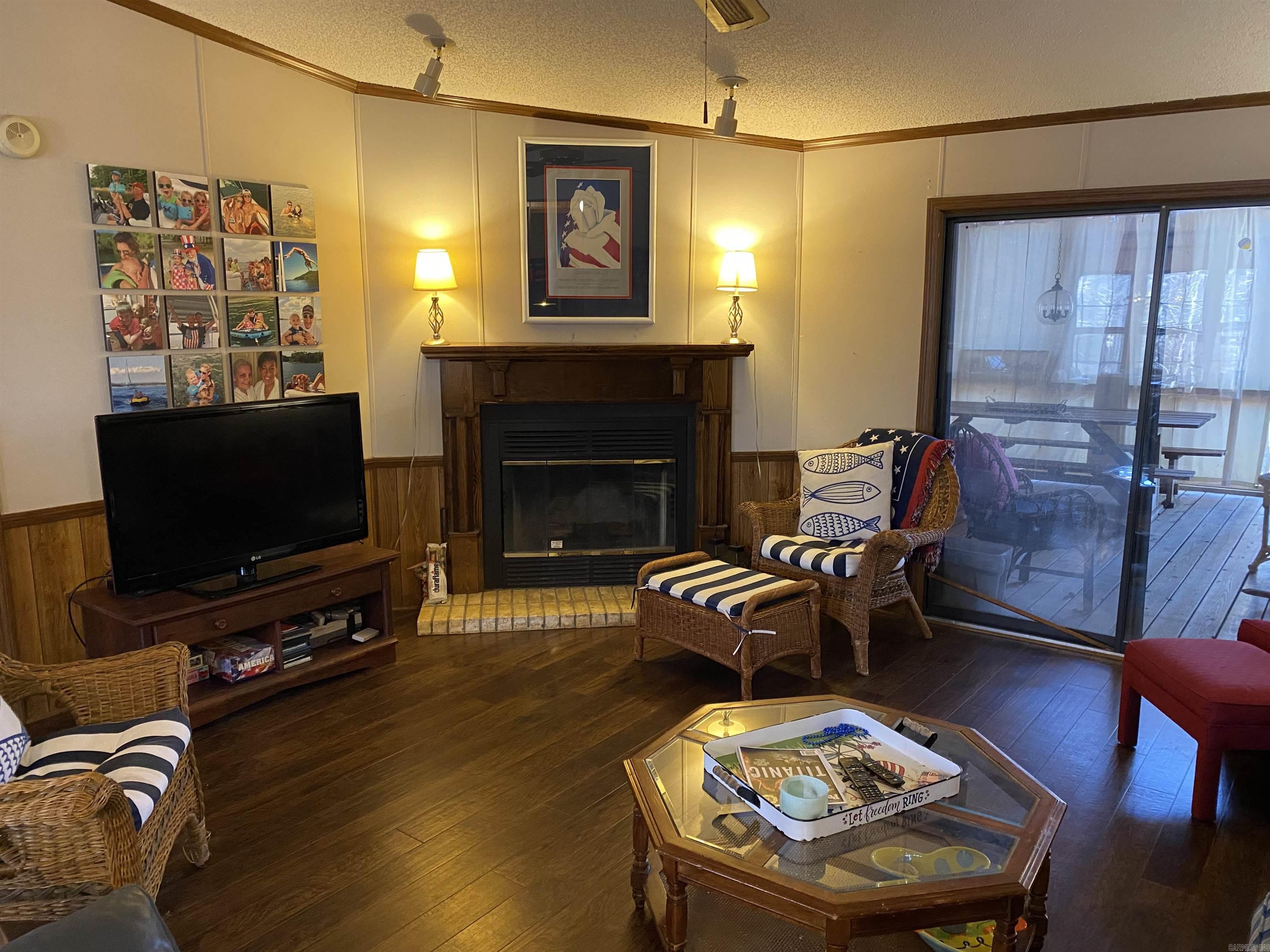 4  Sumac  Mount Ida, AR
