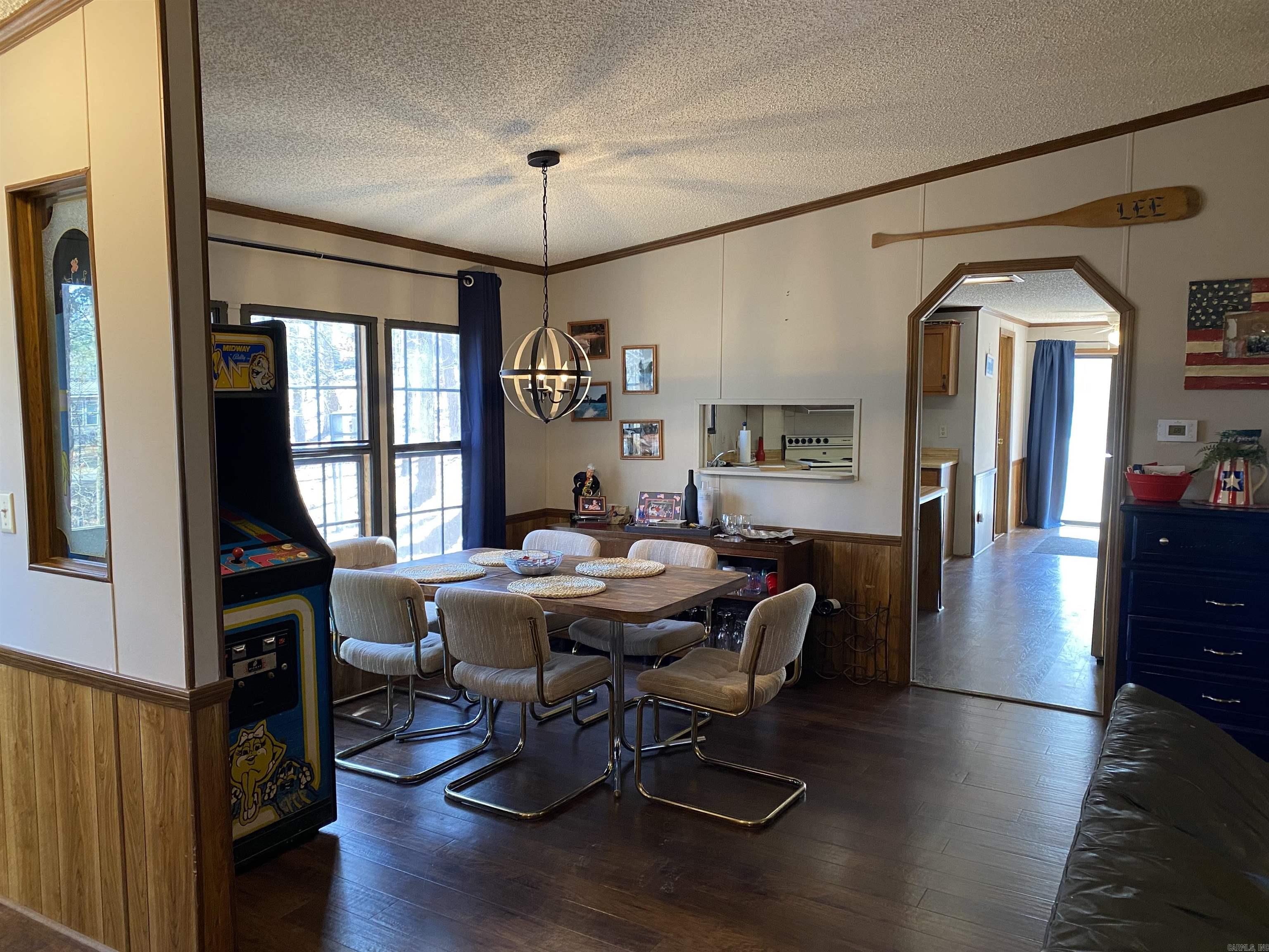4  Sumac  Mount Ida, AR