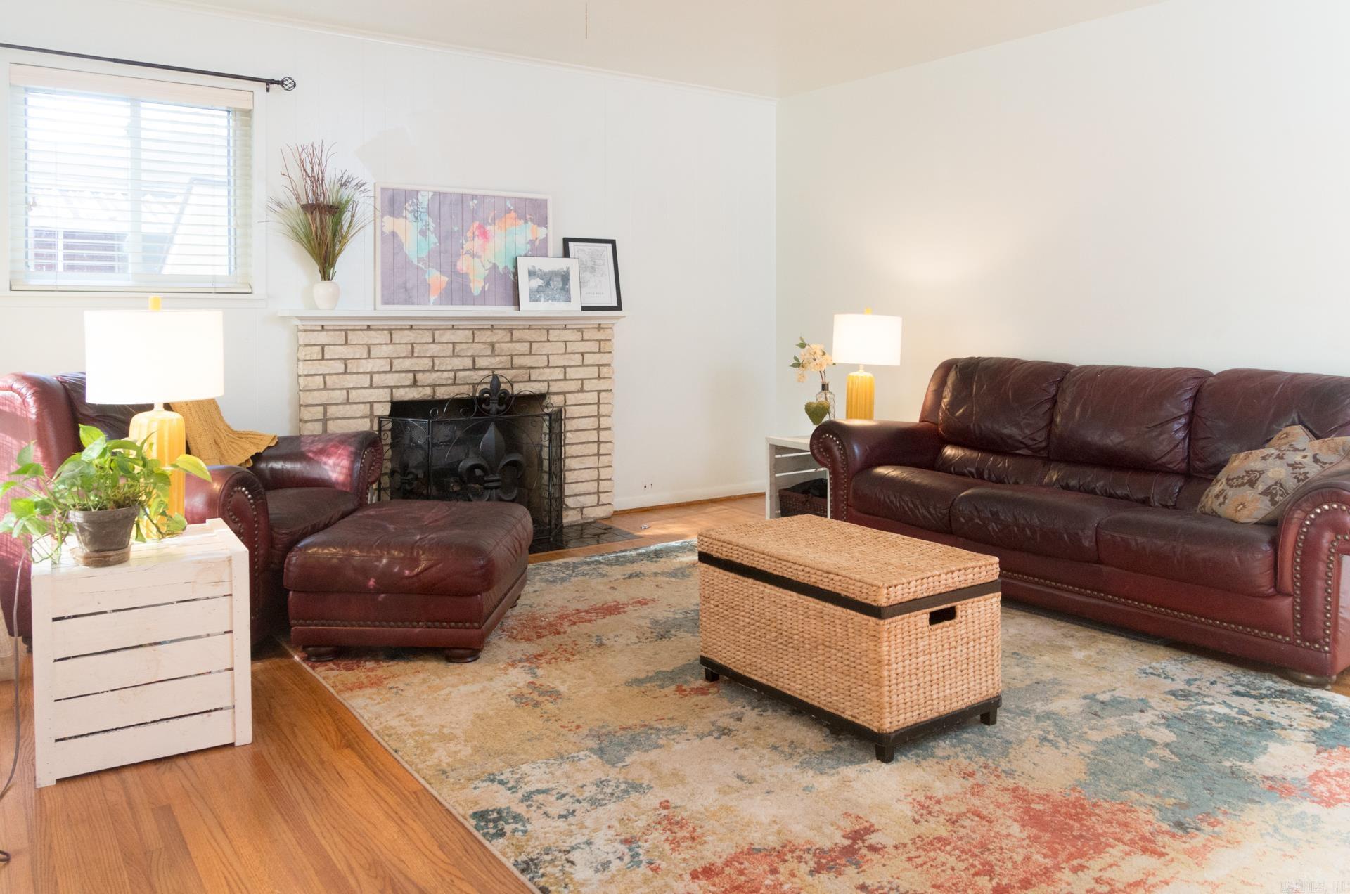325  Oak  Little Rock, AR