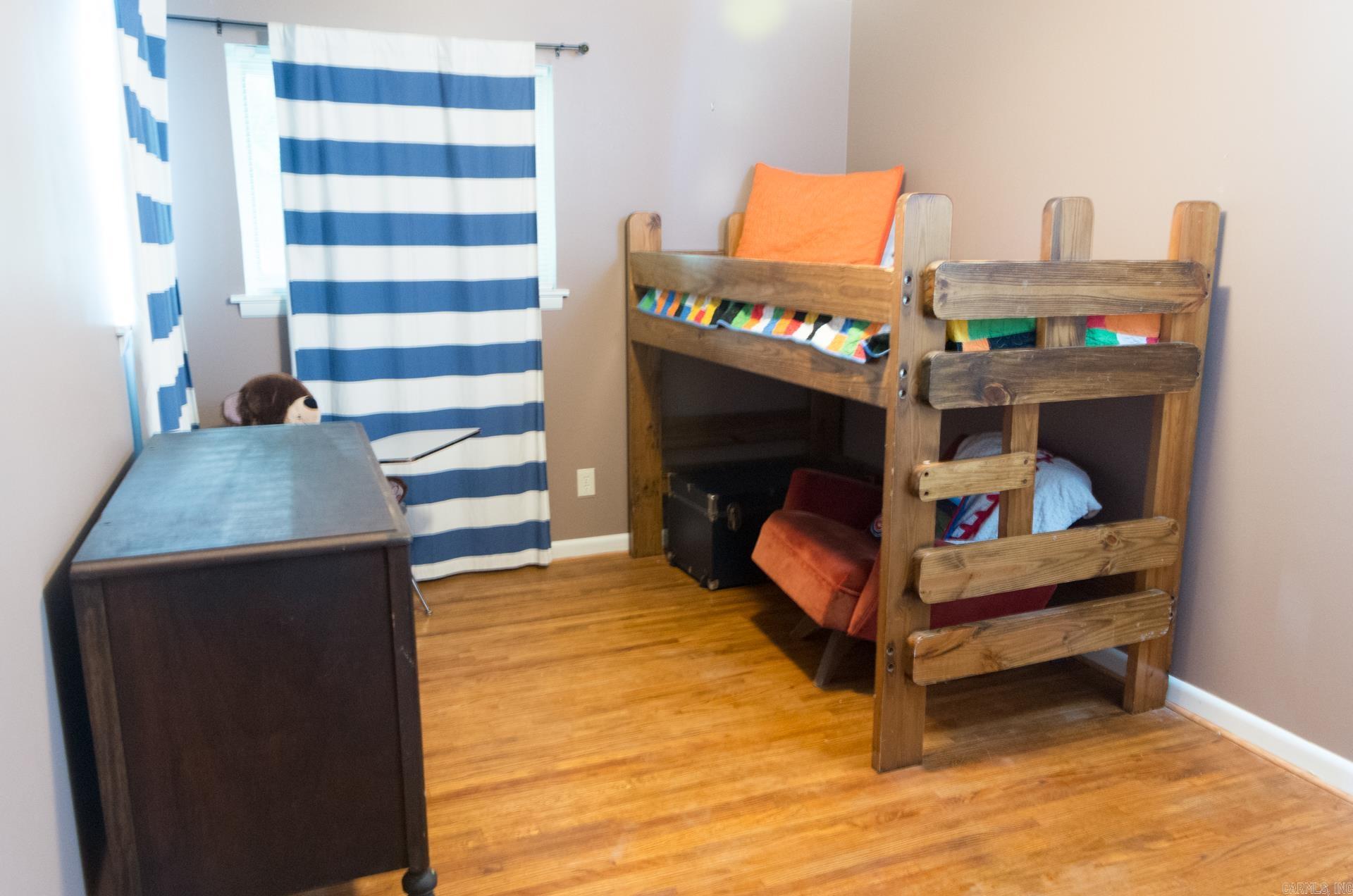 325  Oak  Little Rock, AR