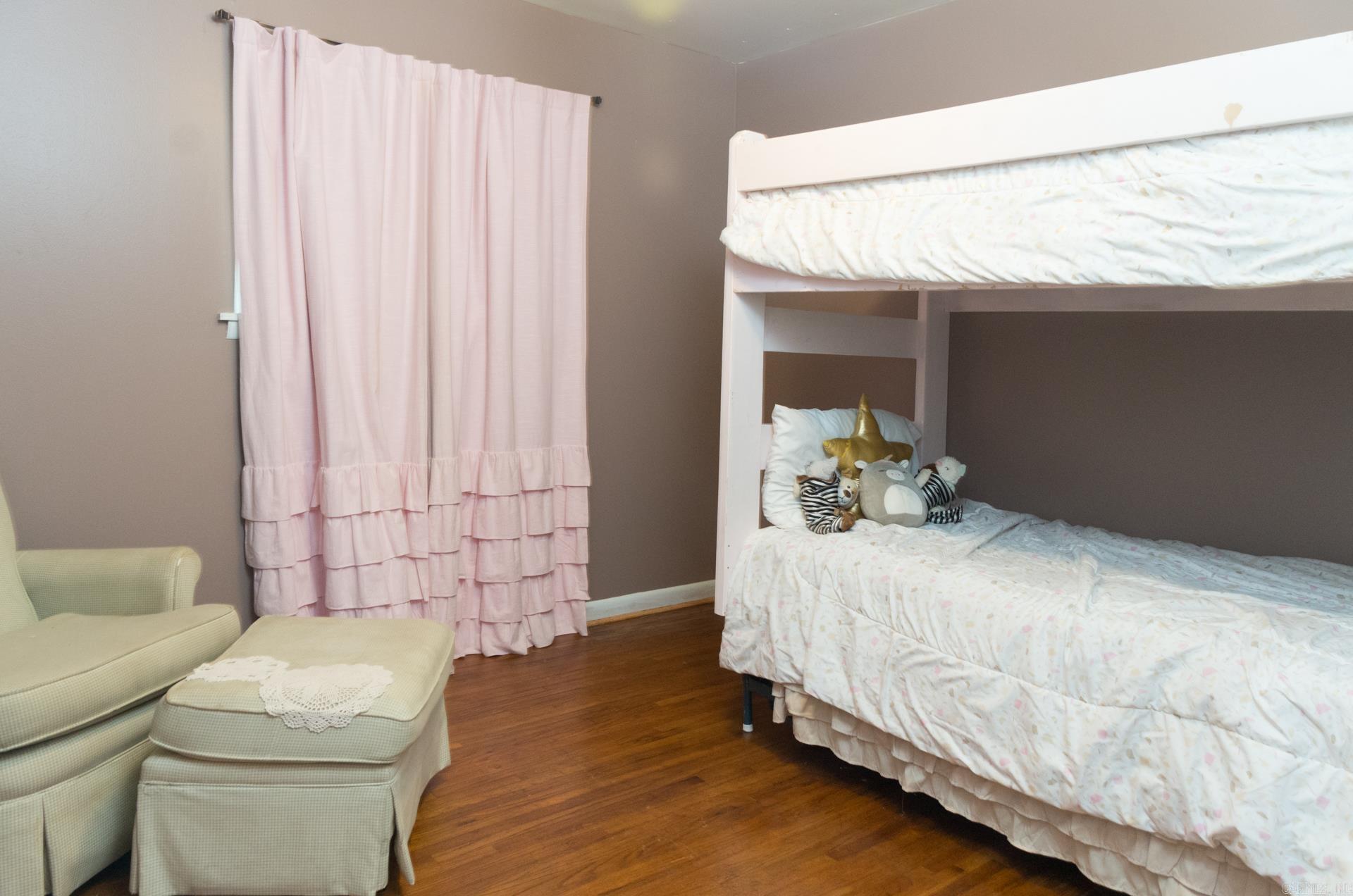 325  Oak  Little Rock, AR