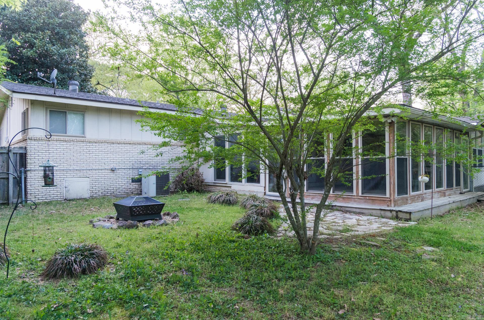 325  Oak  Little Rock, AR