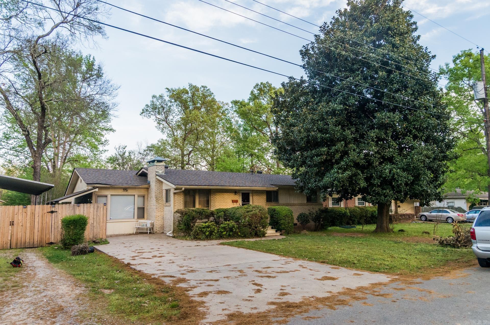 325  Oak  Little Rock, AR