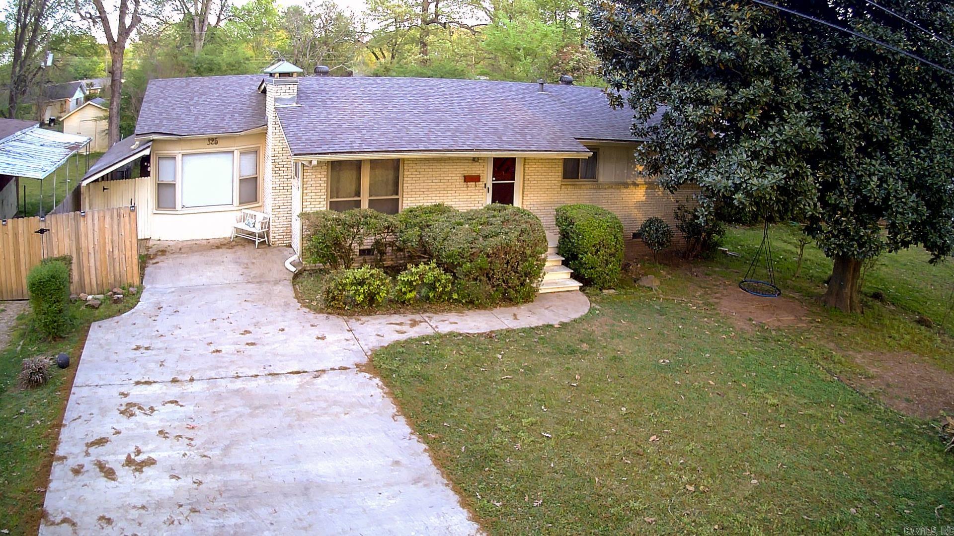 325  Oak  Little Rock, AR