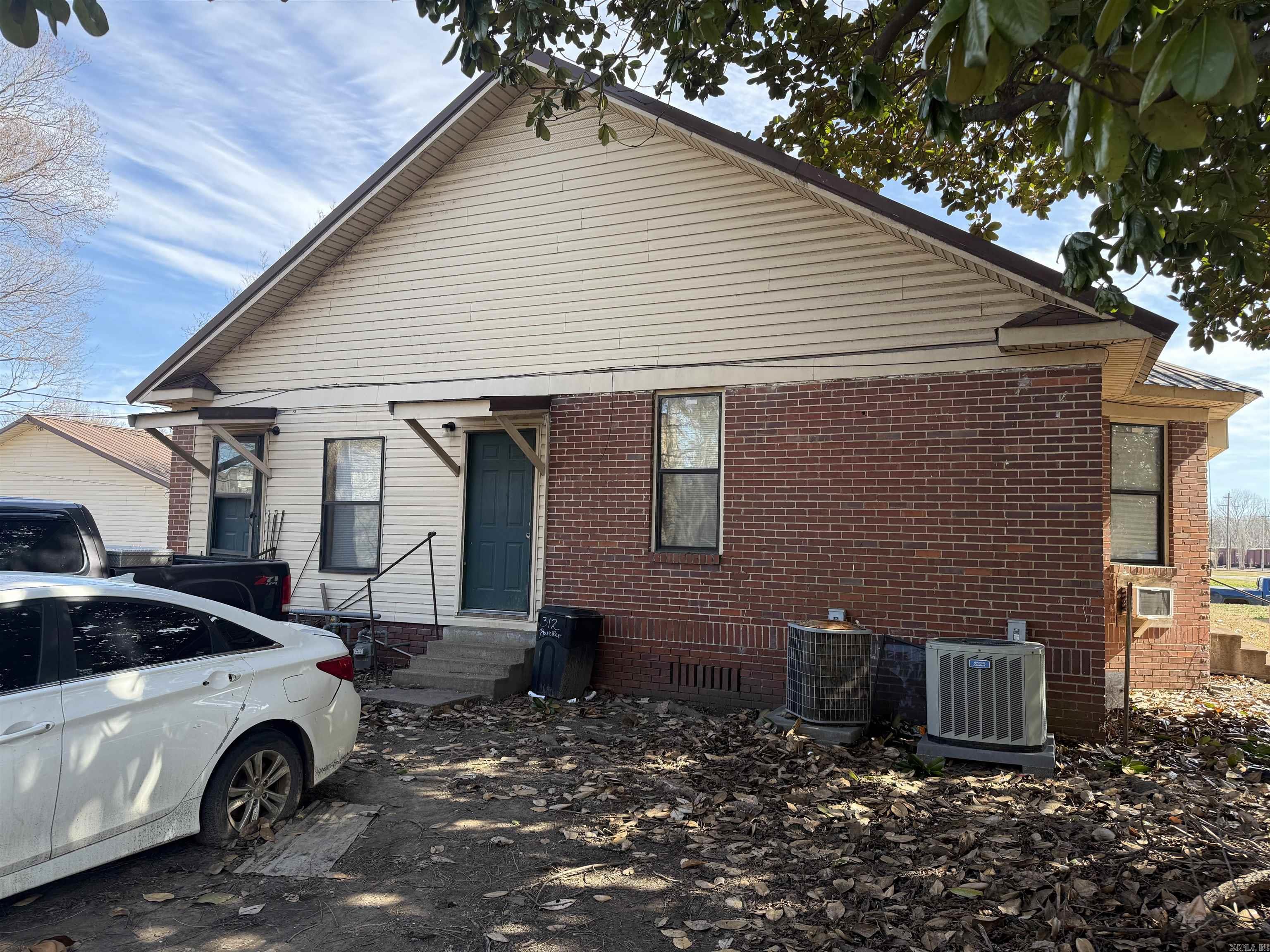 205 S Second  McGehee, AR