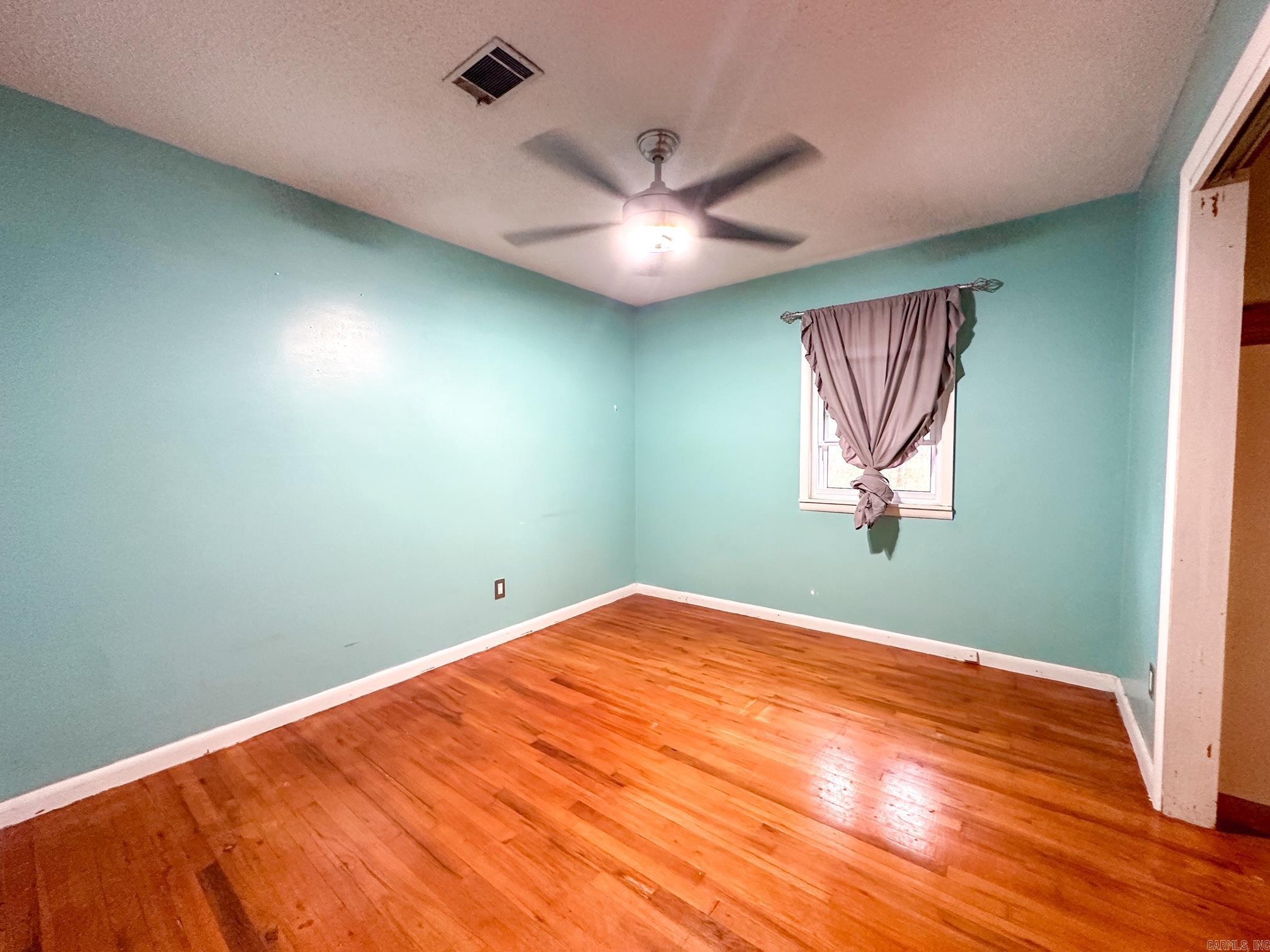 464  3rd Street  Clinton, AR