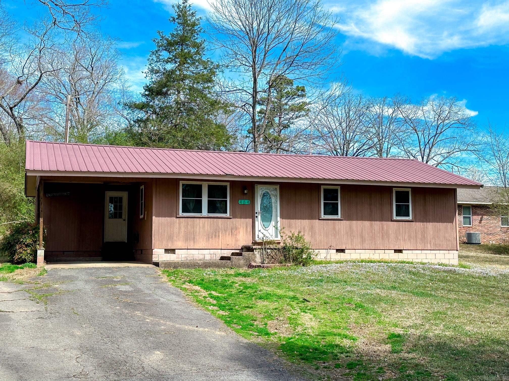 464  3rd Street  Clinton, AR