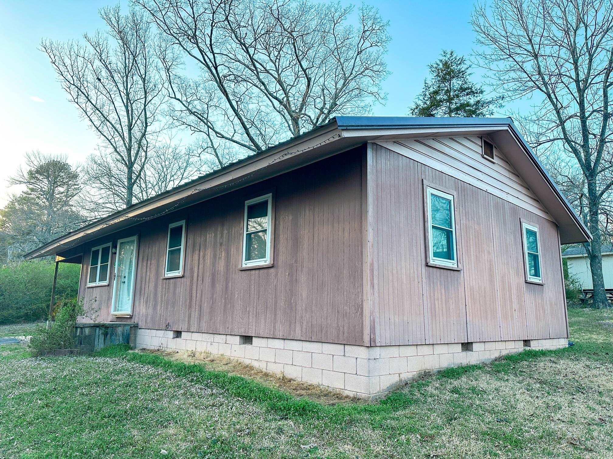 464  3rd Street  Clinton, AR