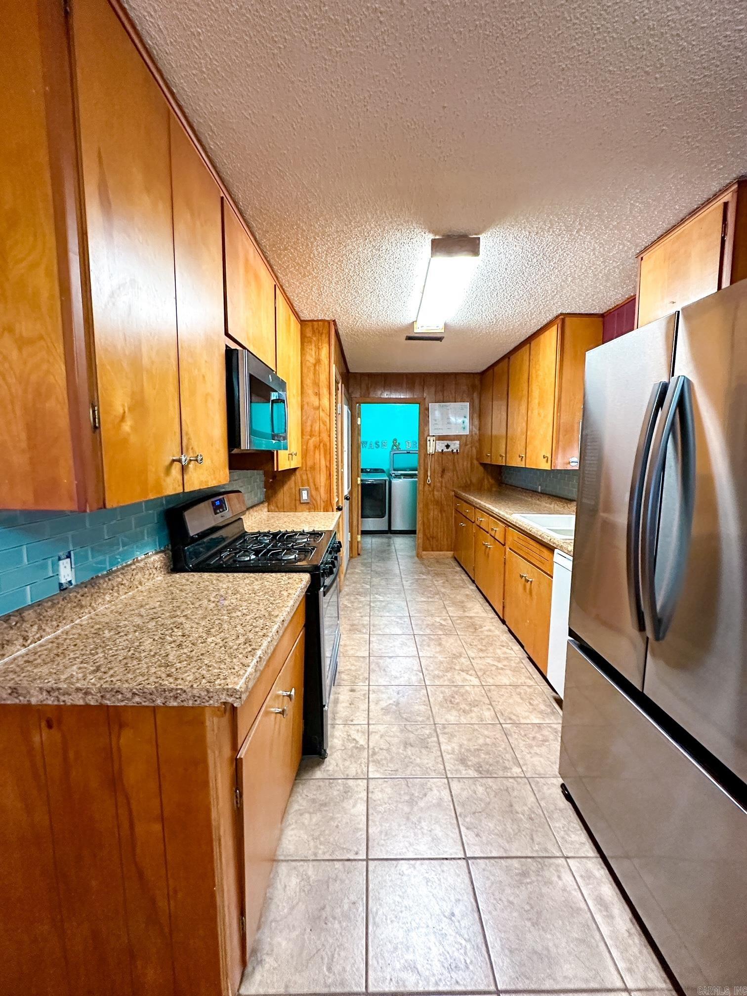 464  3rd Street  Clinton, AR