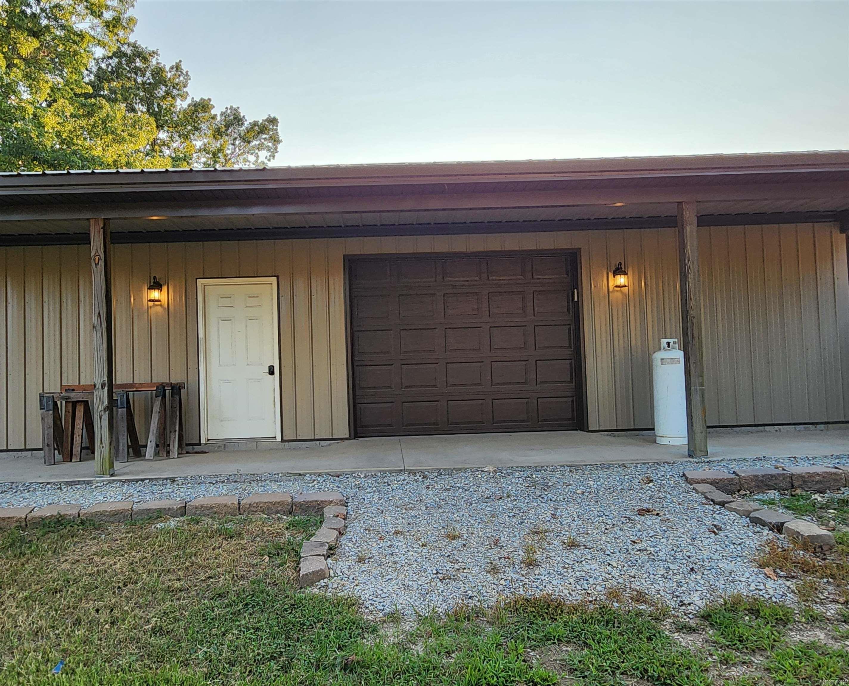 119  County Road 952  Mountain Home, AR