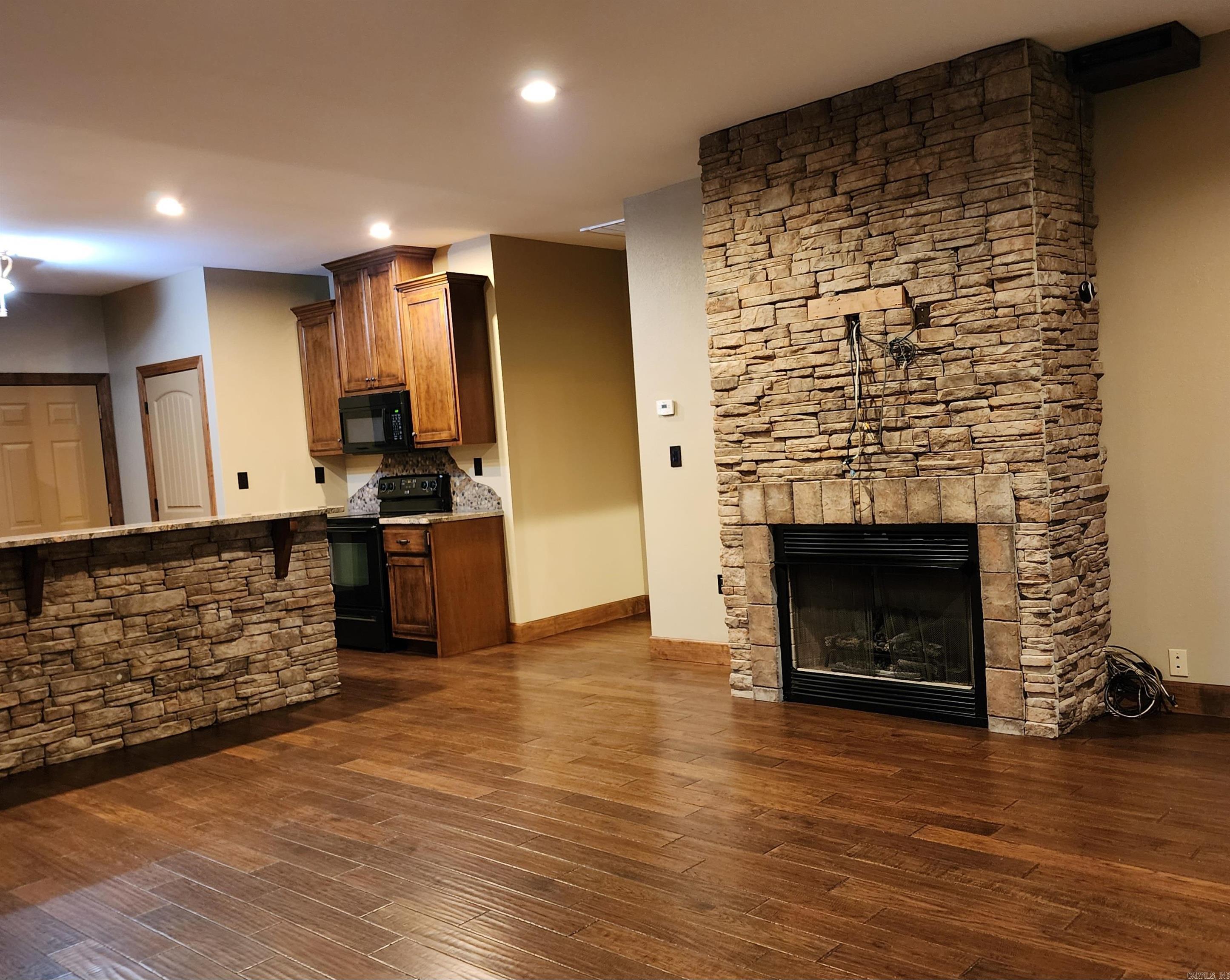 119  County Road 952  Mountain Home, AR