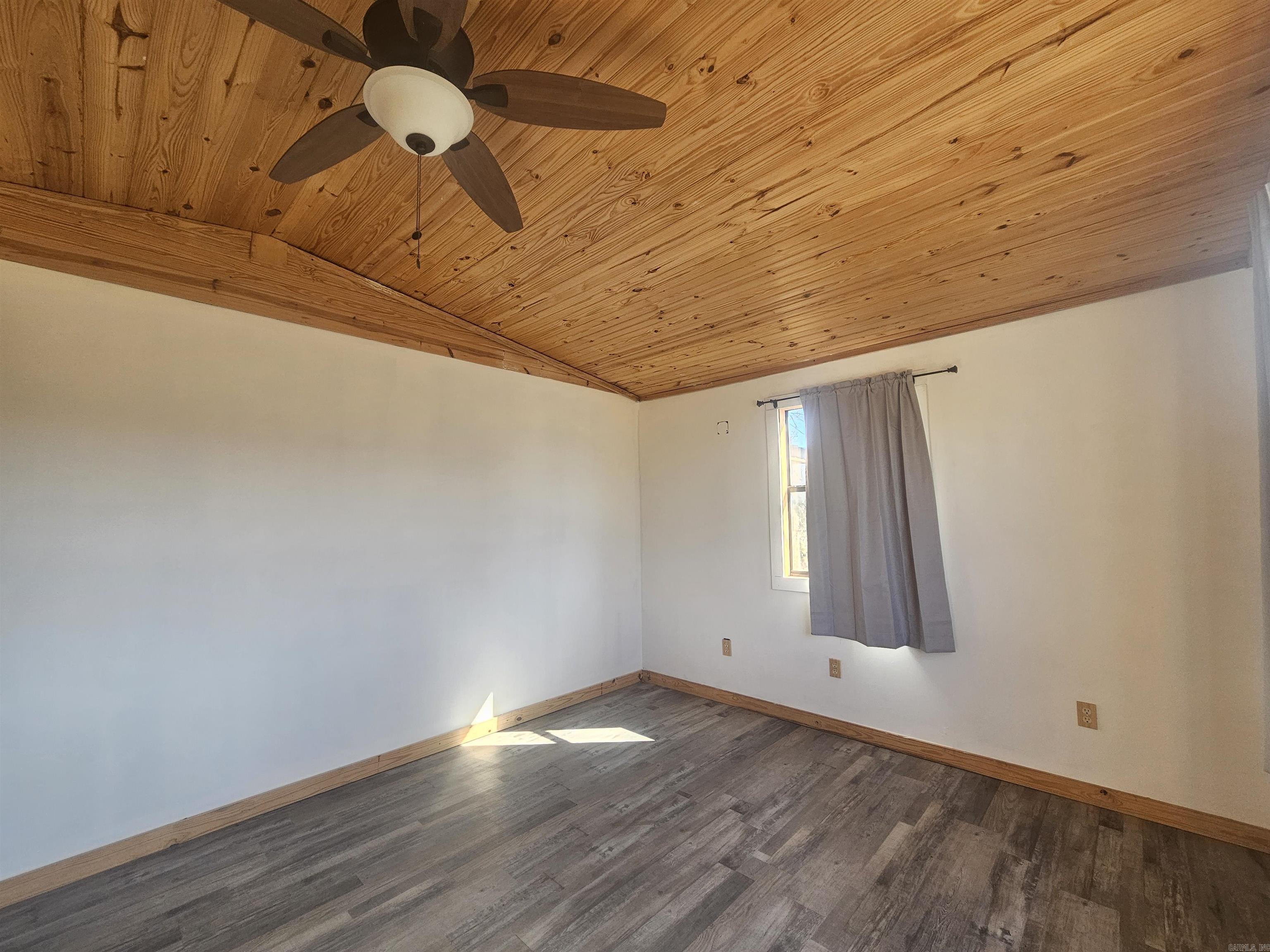 1826 Marsena Road Marshall, AR 72650