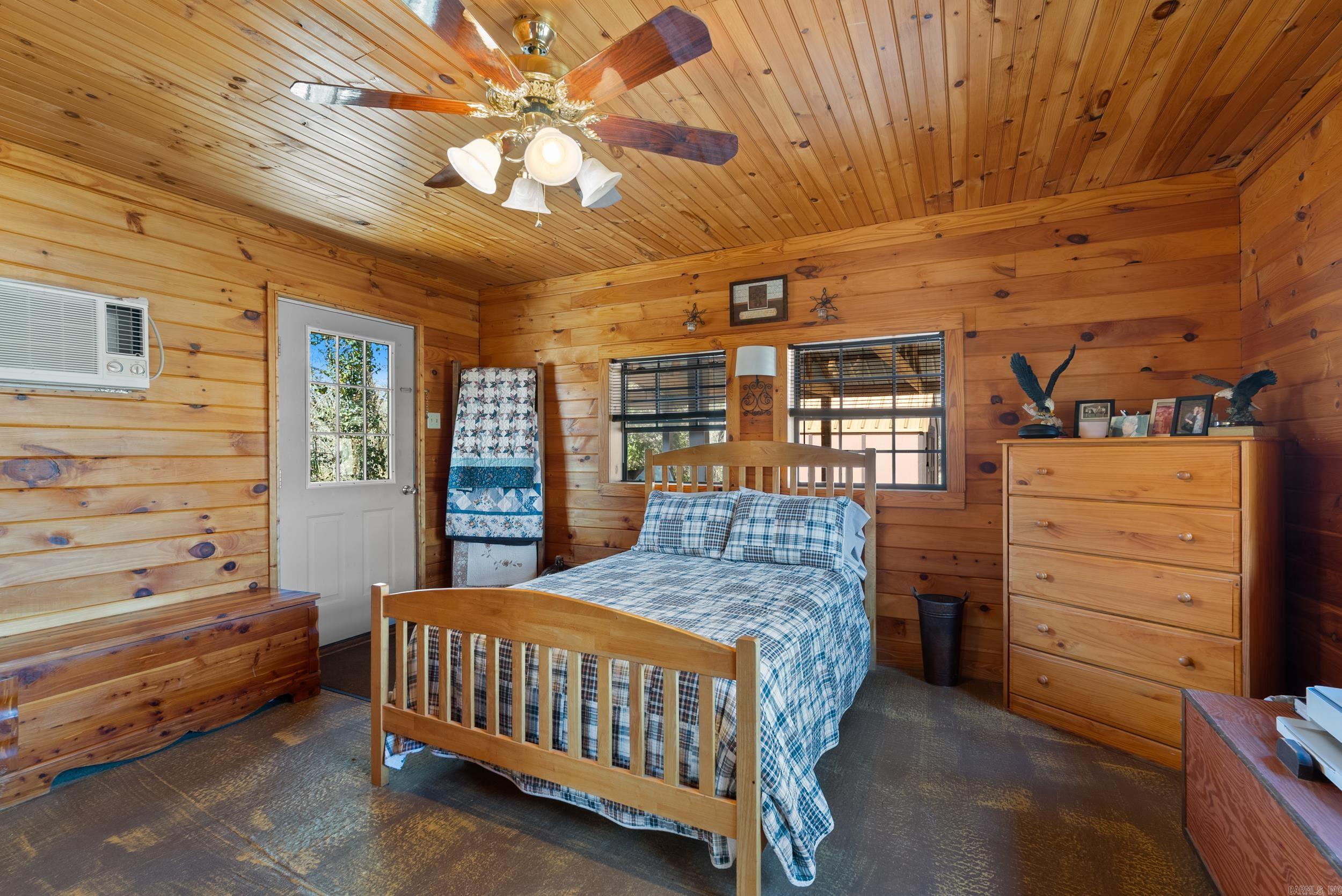 267  emery bluff dr  Pangburn, AR