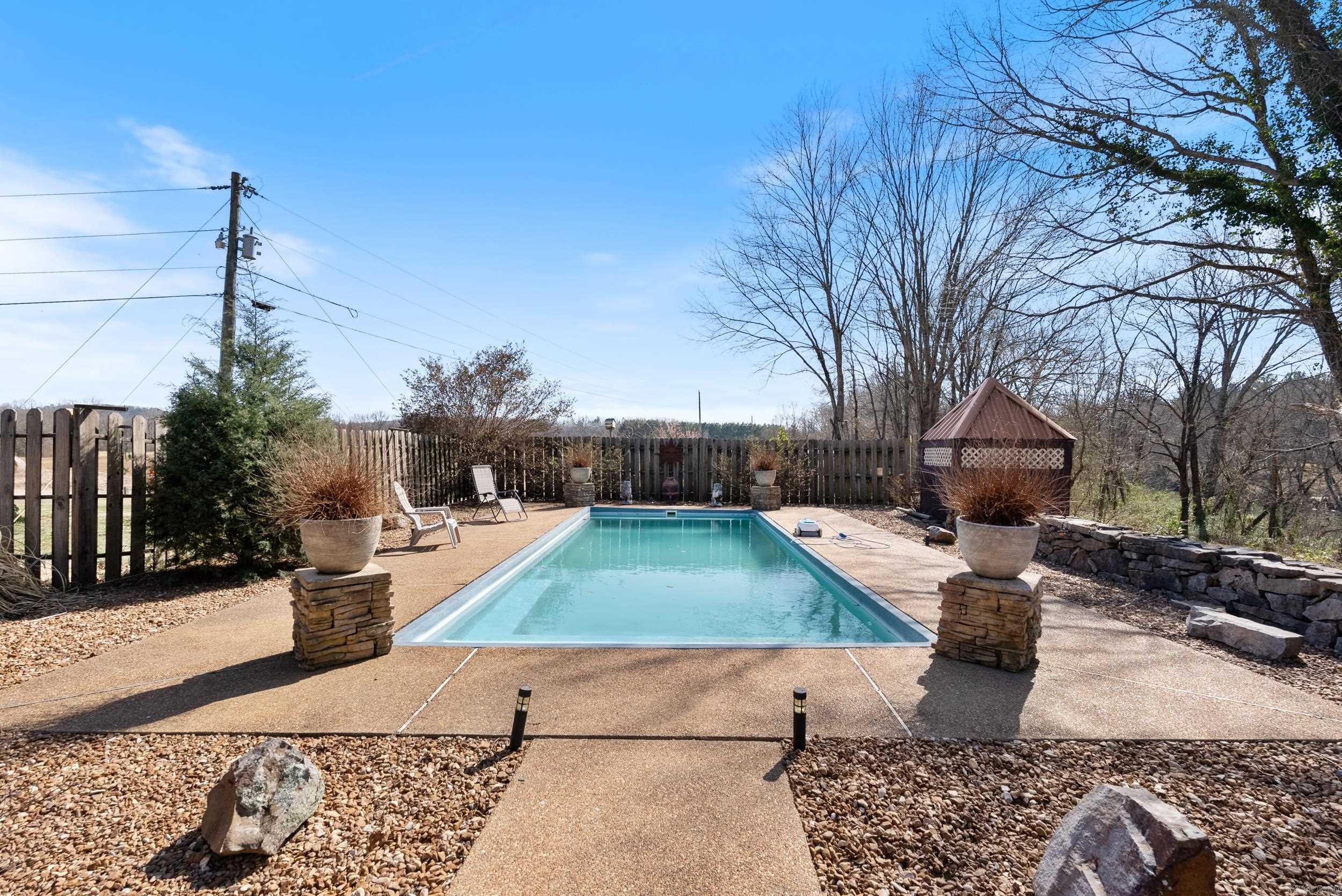 267  emery bluff dr  Pangburn, AR