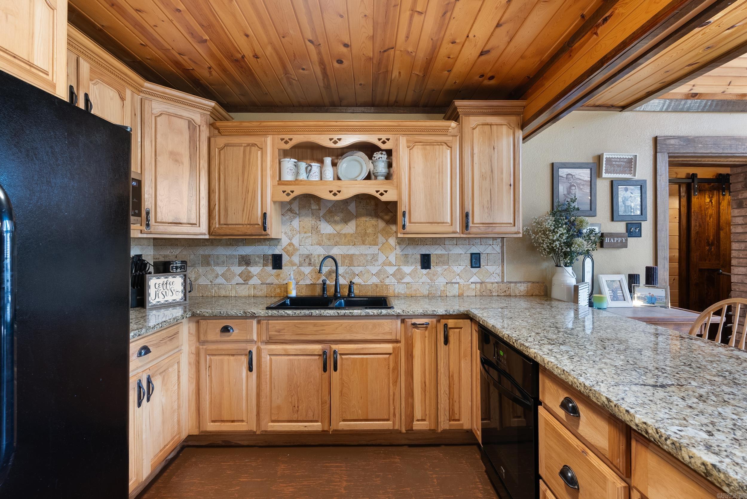 267  emery bluff dr  Pangburn, AR