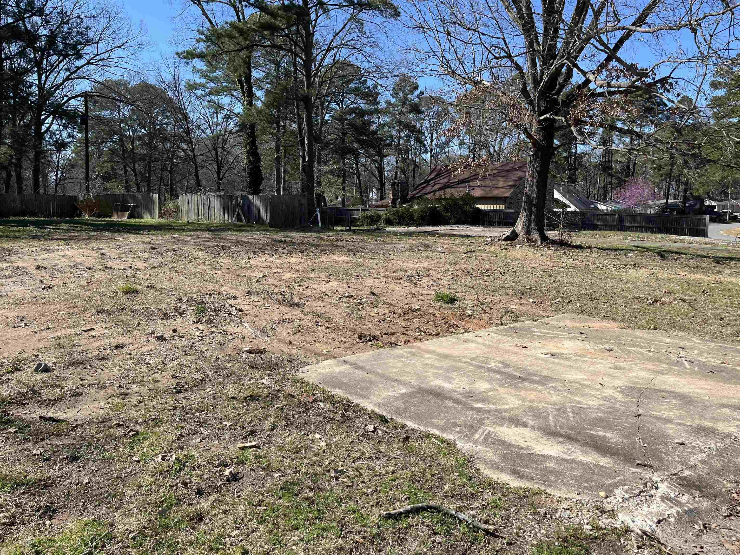 8406  dreher  Little Rock, AR