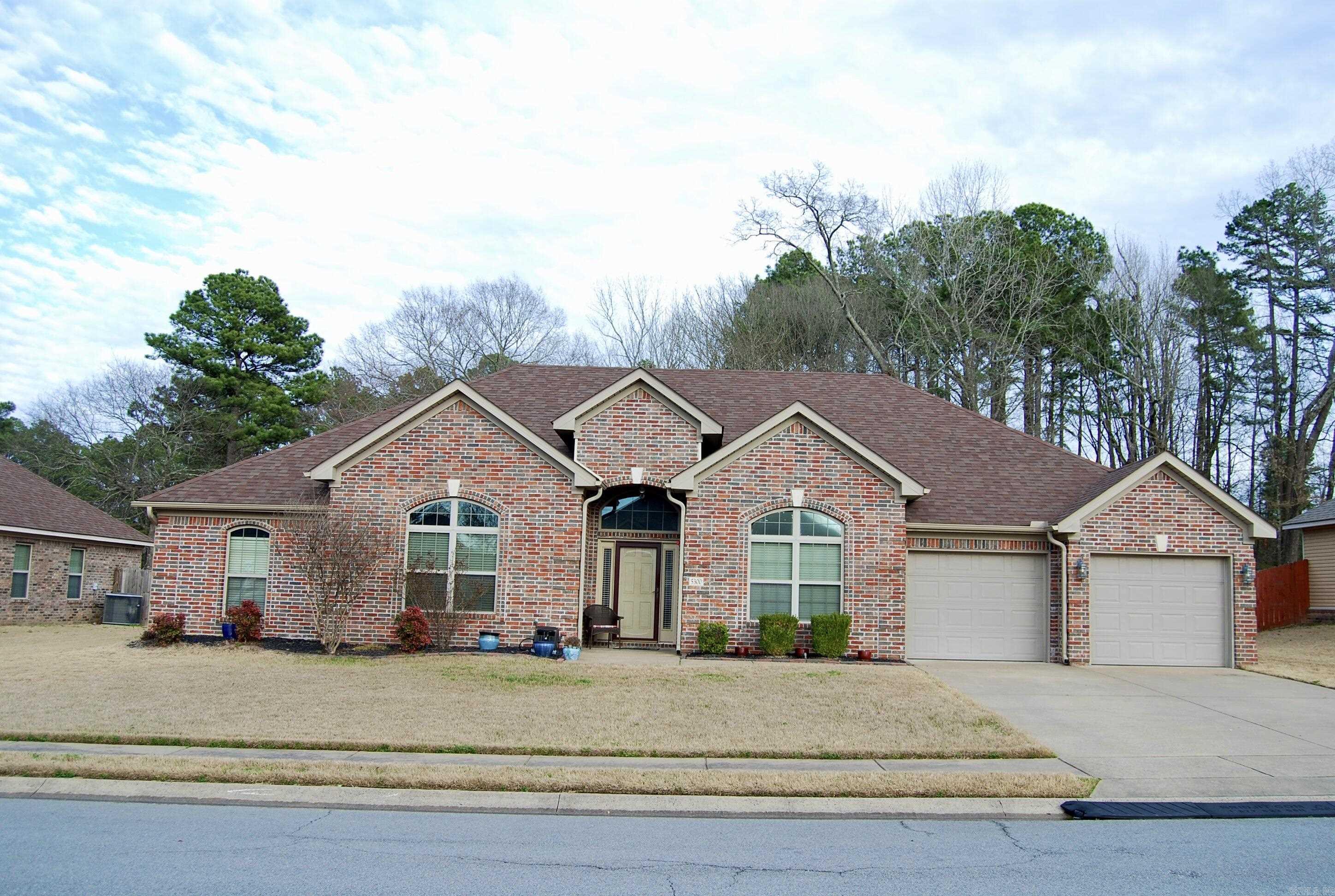 5300  Charles  Bryant, AR