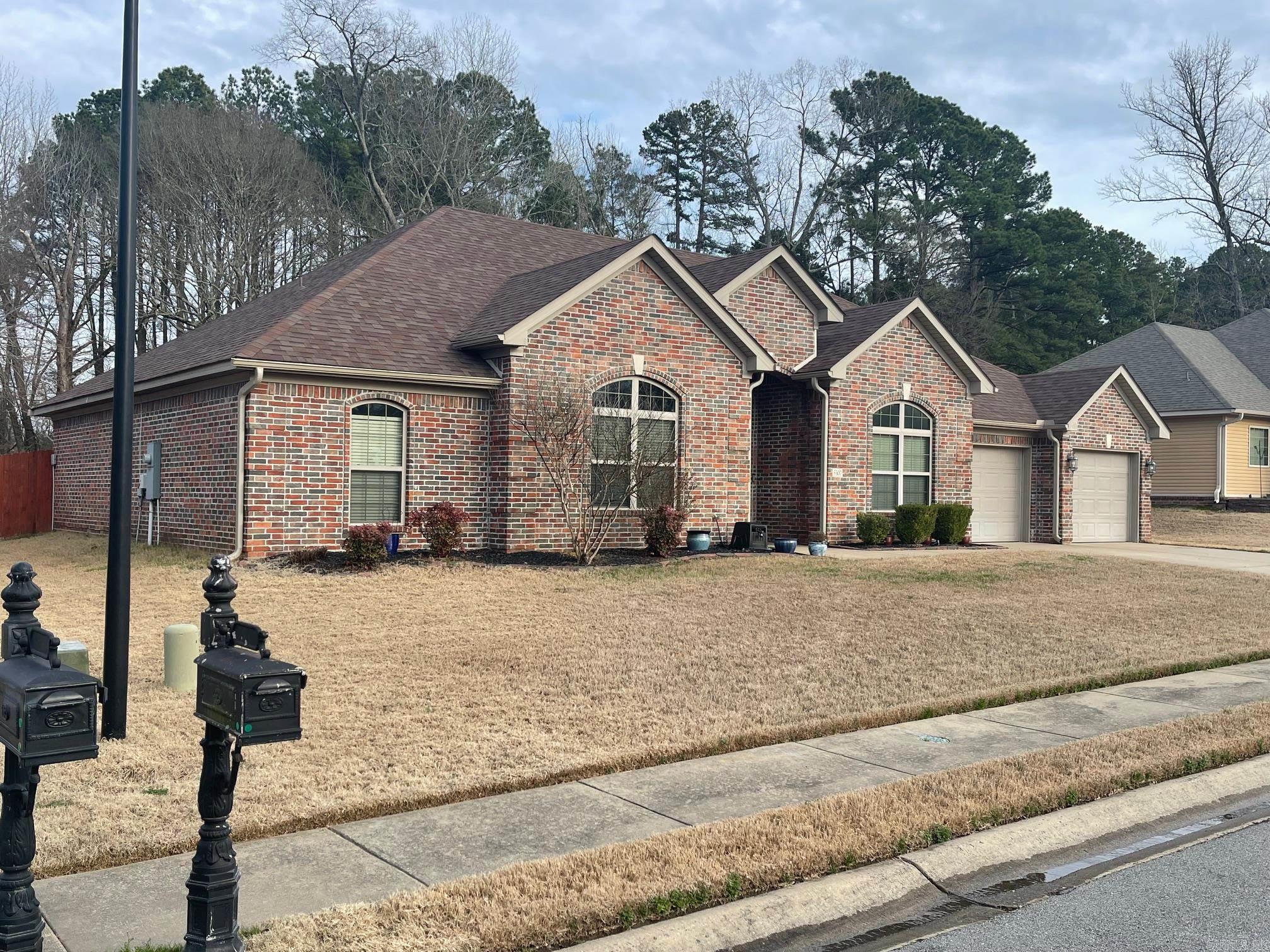 5300  Charles  Bryant, AR