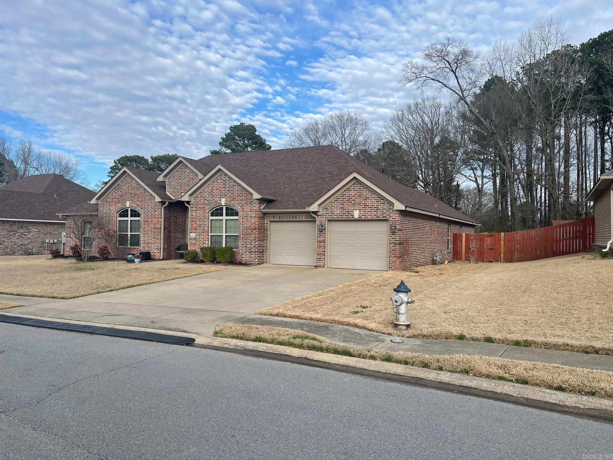 5300  Charles  Bryant, AR