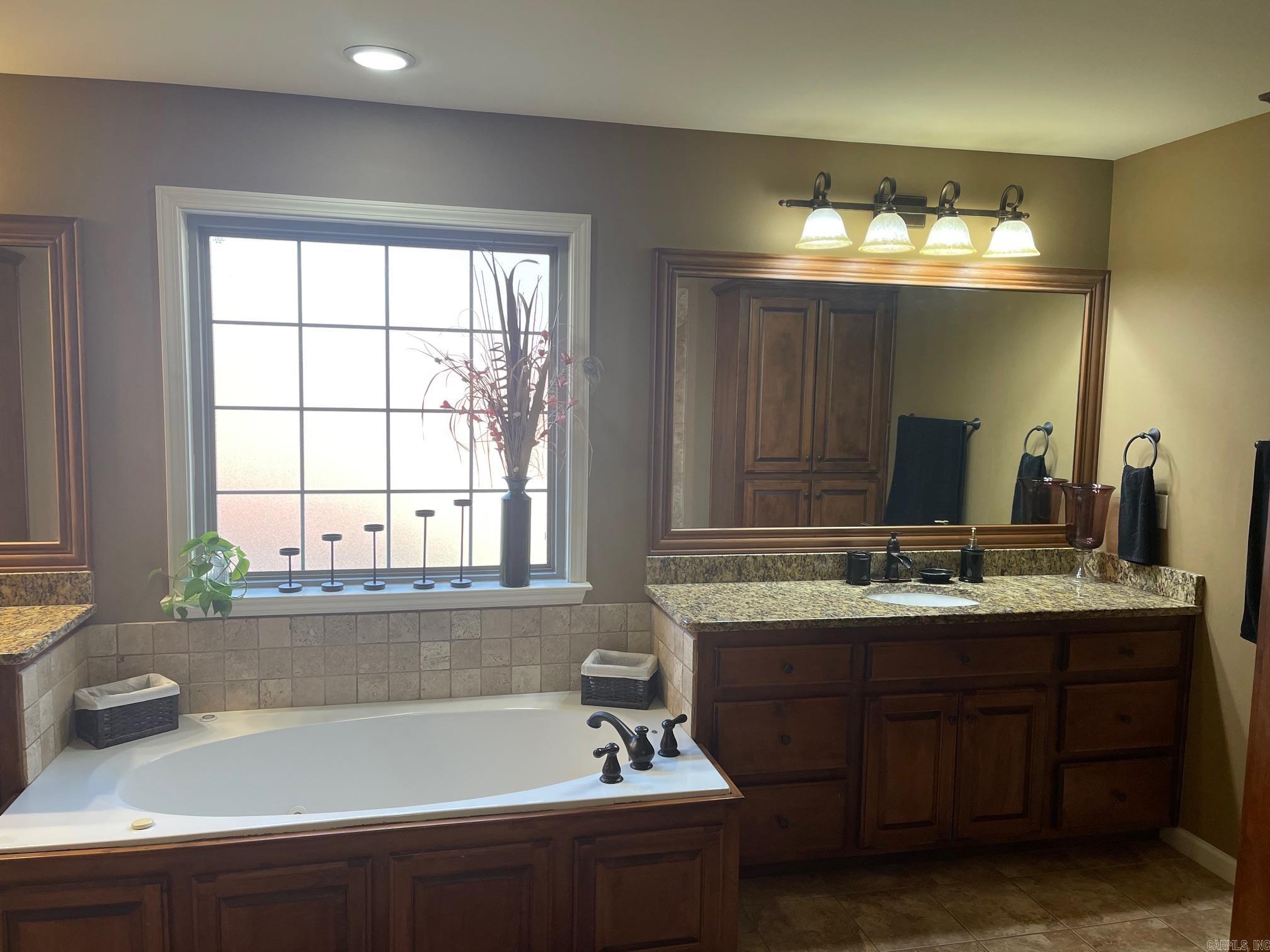5300  Charles  Bryant, AR