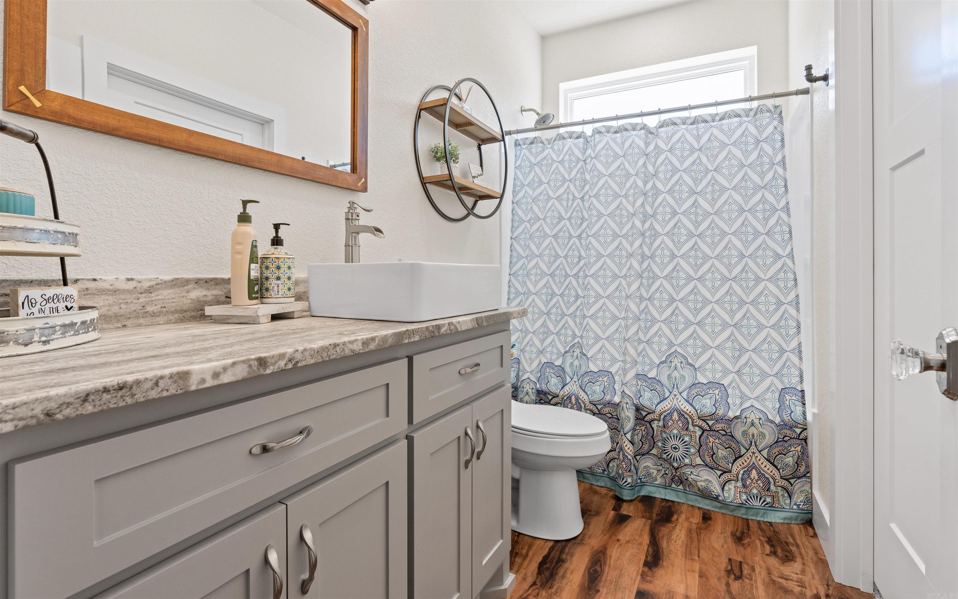 279  Low Peak  Hot Springs, AR